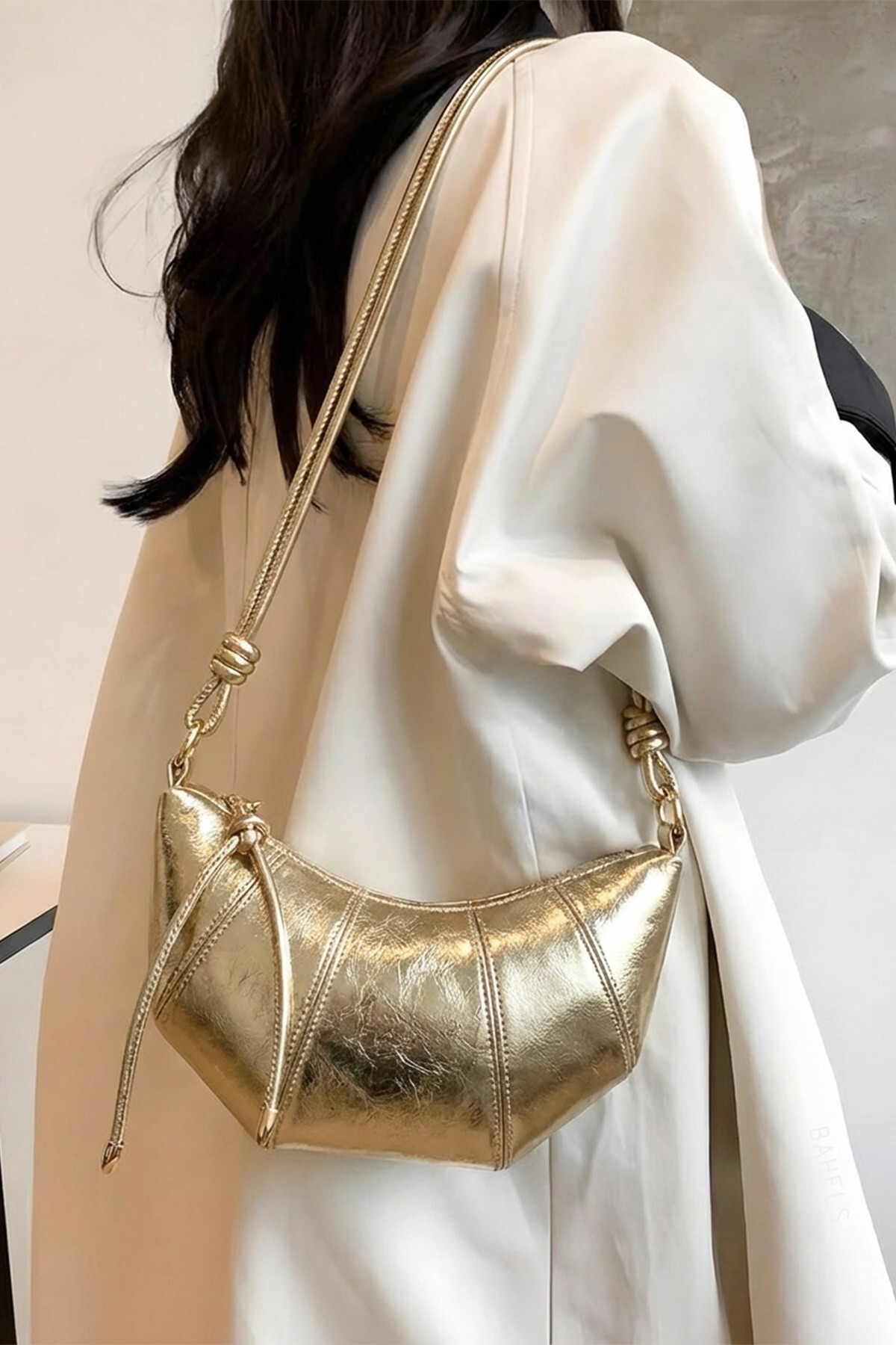 Women's Gold Croissant Shoulder Bag