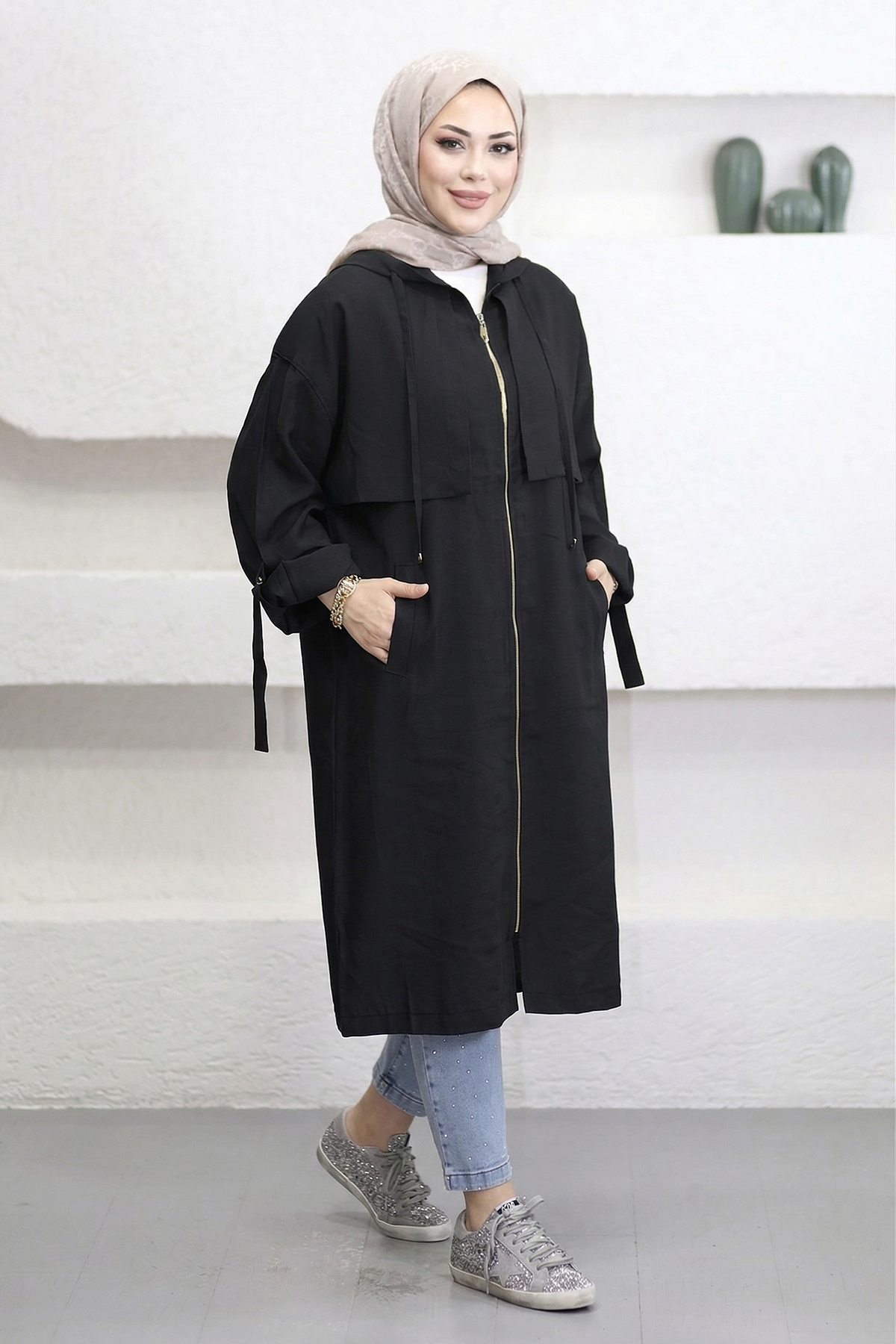 Suede Style  6348- Rahat Şık Fermuarlı Cepli Kol Bağlama Detaylı Yumuşak Modal Kumaş Uzun Kapüşonlu Kadın Tunik