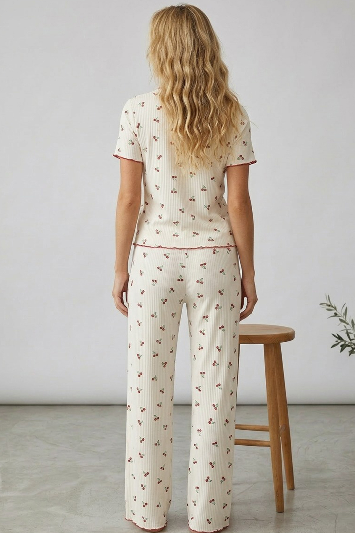 Siyah İnci  ekru kiraz desenli Yumuşak Tuşe Yazlık Fitilli Pamuklu Örme Pijama Takım 7994 - Görsel 3