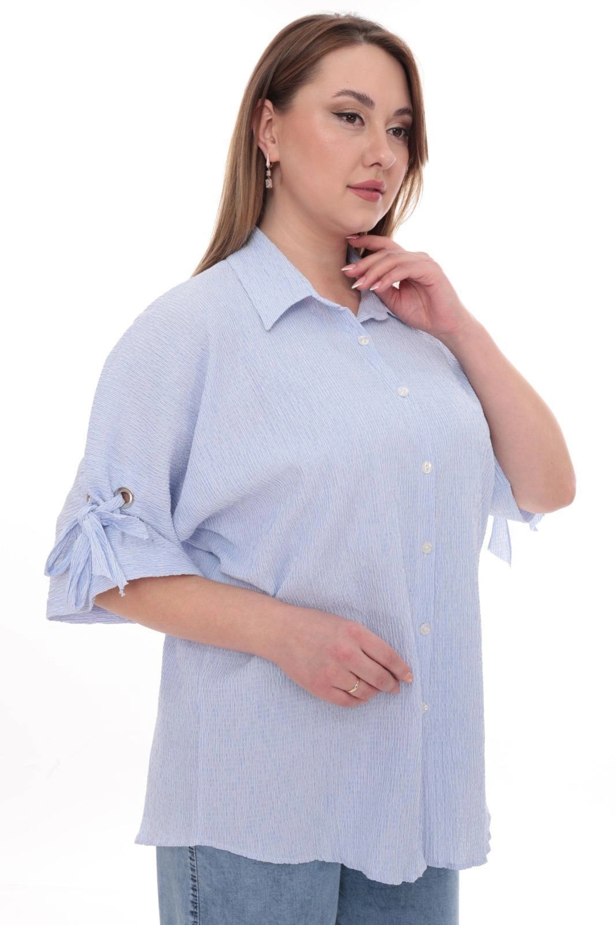 Lady Majestic  Büyük Beden Kadın Pamuklu Gömlek Rahat Kesim, Düğmeli, Volan Kol Detaylı - Görsel 4