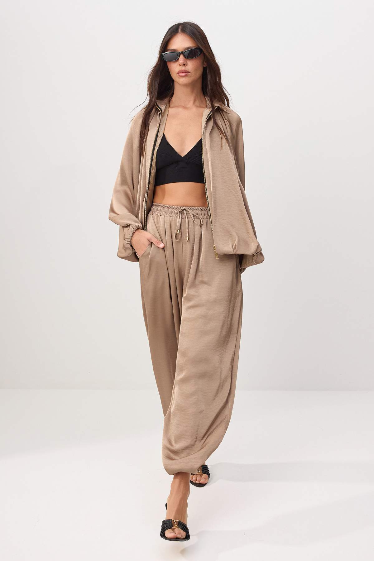 Trendyolmilla  Vizon Saten Balon Kalıp Pantolon Ceket Dokuma Alt - Üst Takım TWOAW26AU00114