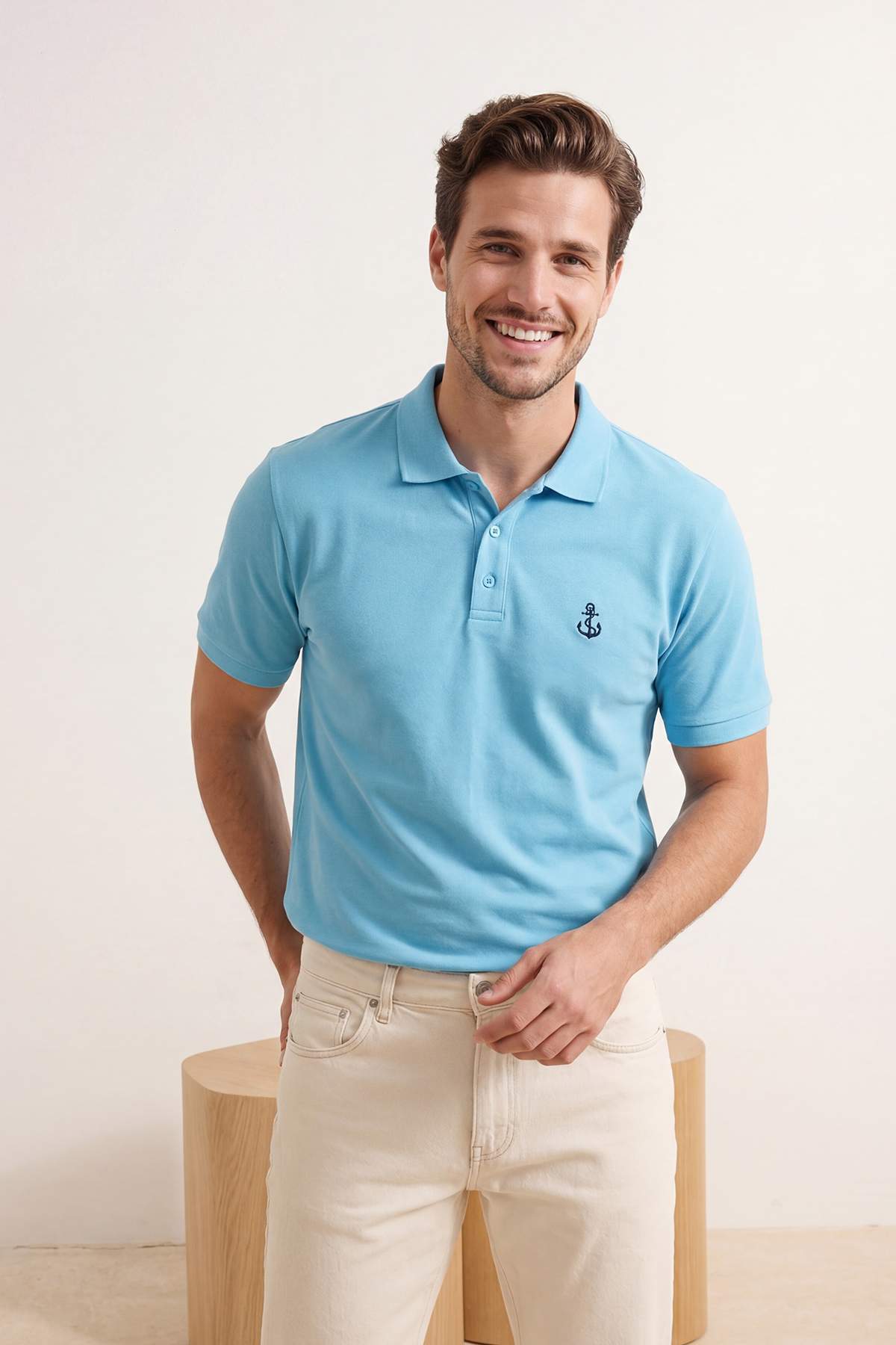 Trendyolmilla Man Mavi Regular/Normal Kesim %100 Pamuk Nakışlı Polo Yaka T-shirt TMNSS23PO0003131
