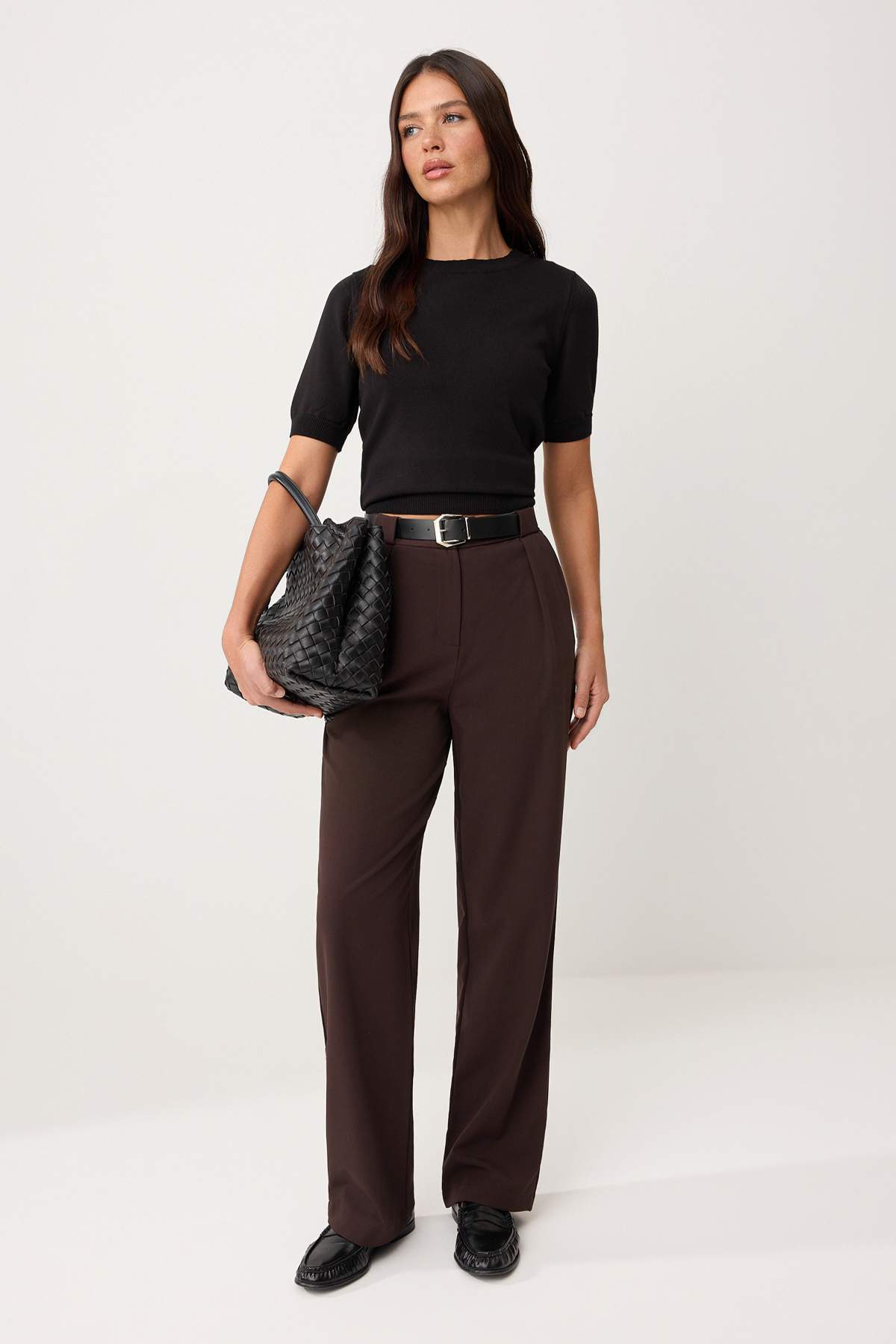 Trendyolmilla  Koyu Kahverengi Kemerli Straigt/Düz Kesim Dokuma Kumaş Pantolon TWOAW25PL00046 - Görsel 2