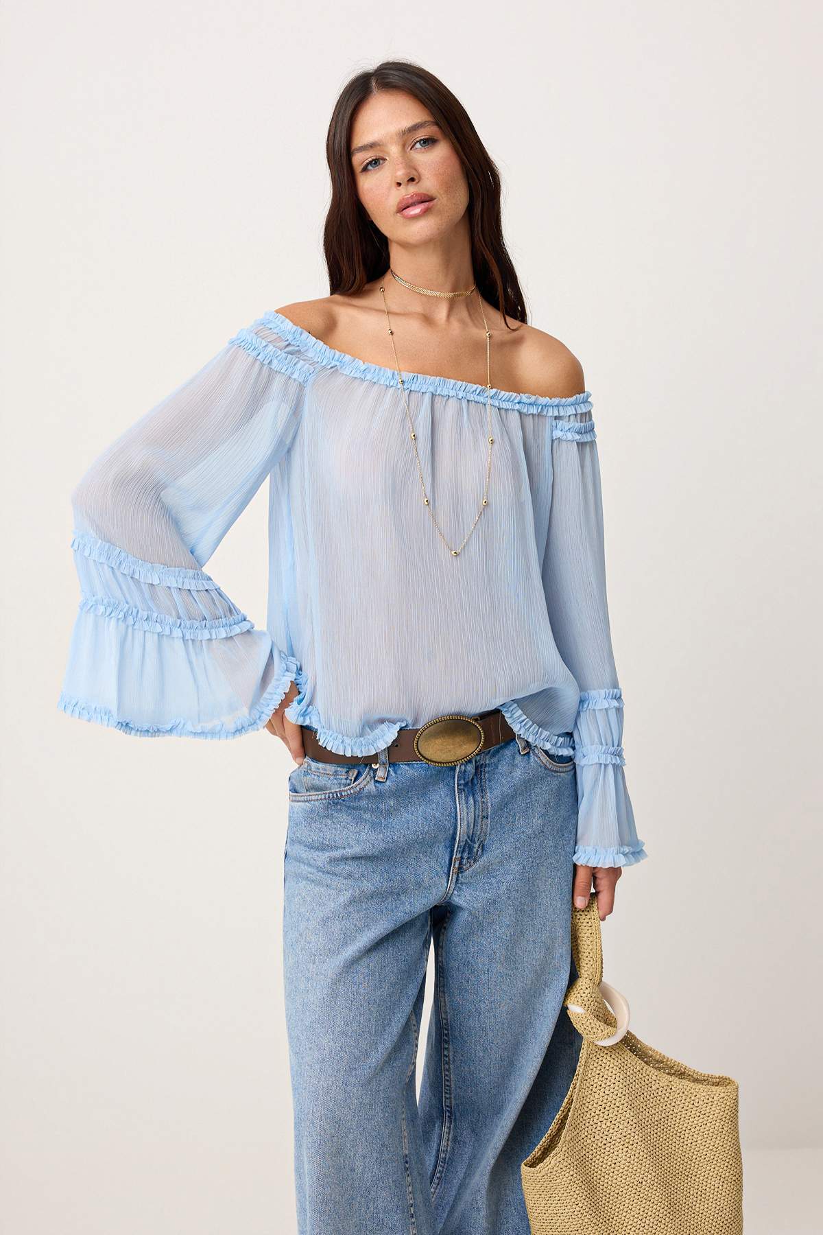 Trendyolmilla Açık Mavi Standart Beden Fırfır Detaylı Transparan Dokuma Bluz TWOSS26BZ00490