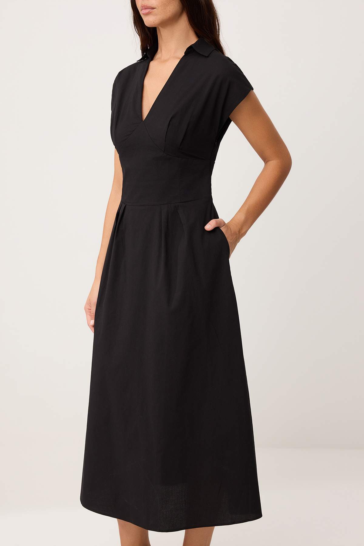 Trendyolmilla  Siyah Poplin Gömlek Yaka Maxi Dokuma Elbise TWOSS26EL00347 - Görsel 3