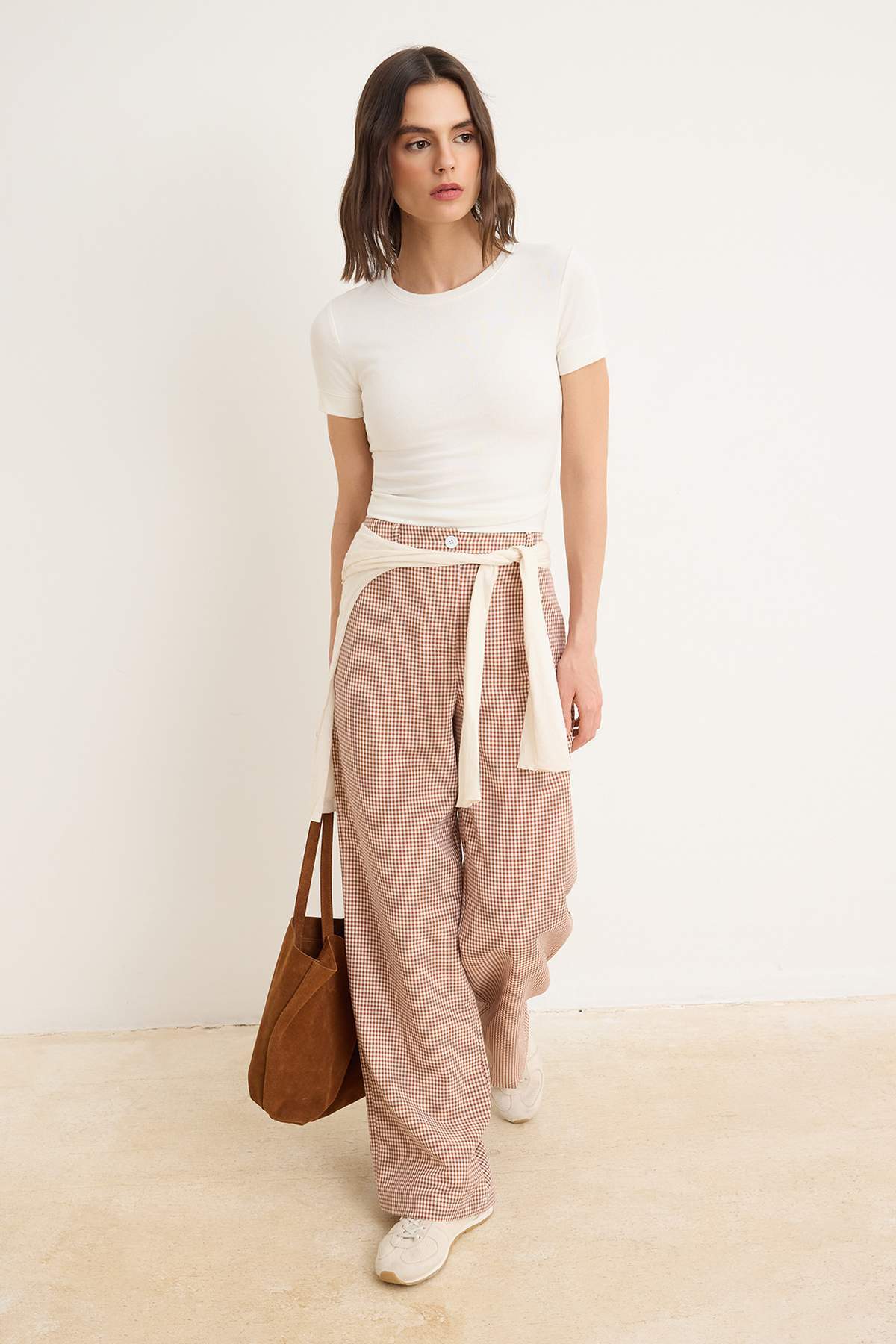 Trendyolmilla  Kiremit Pötikareli Wide Leg/Geniş Paça Pantolon TWOSS26PL00130