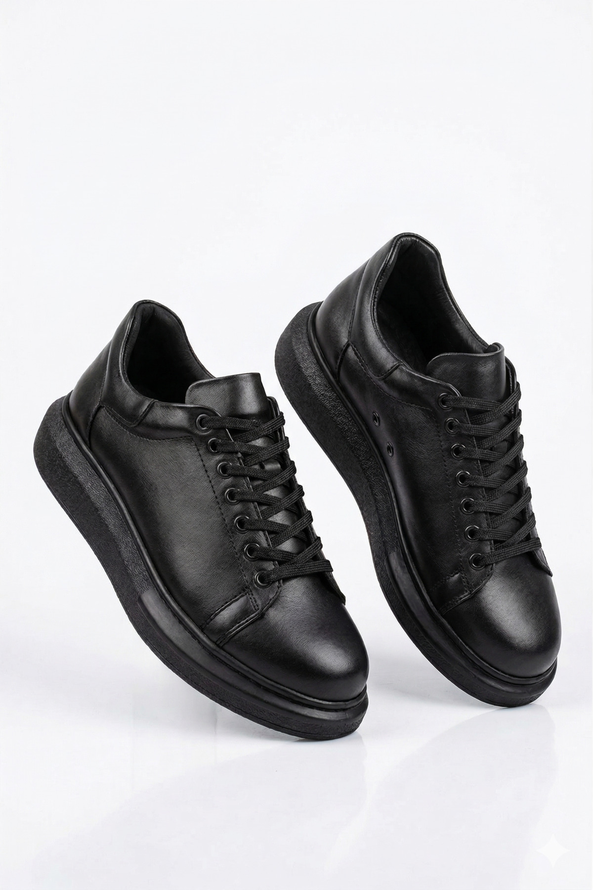 High Quality Alexander Model Men's Sneakers with Thick Sole Laces