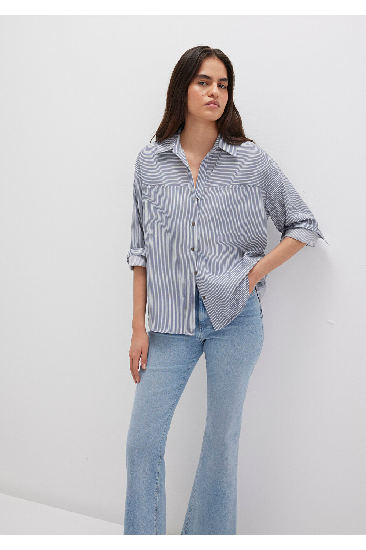 Mavi  Çizgili Mavi Gömlek Oversize / Geniş Kesim 1211069-89153 - Görsel 2
