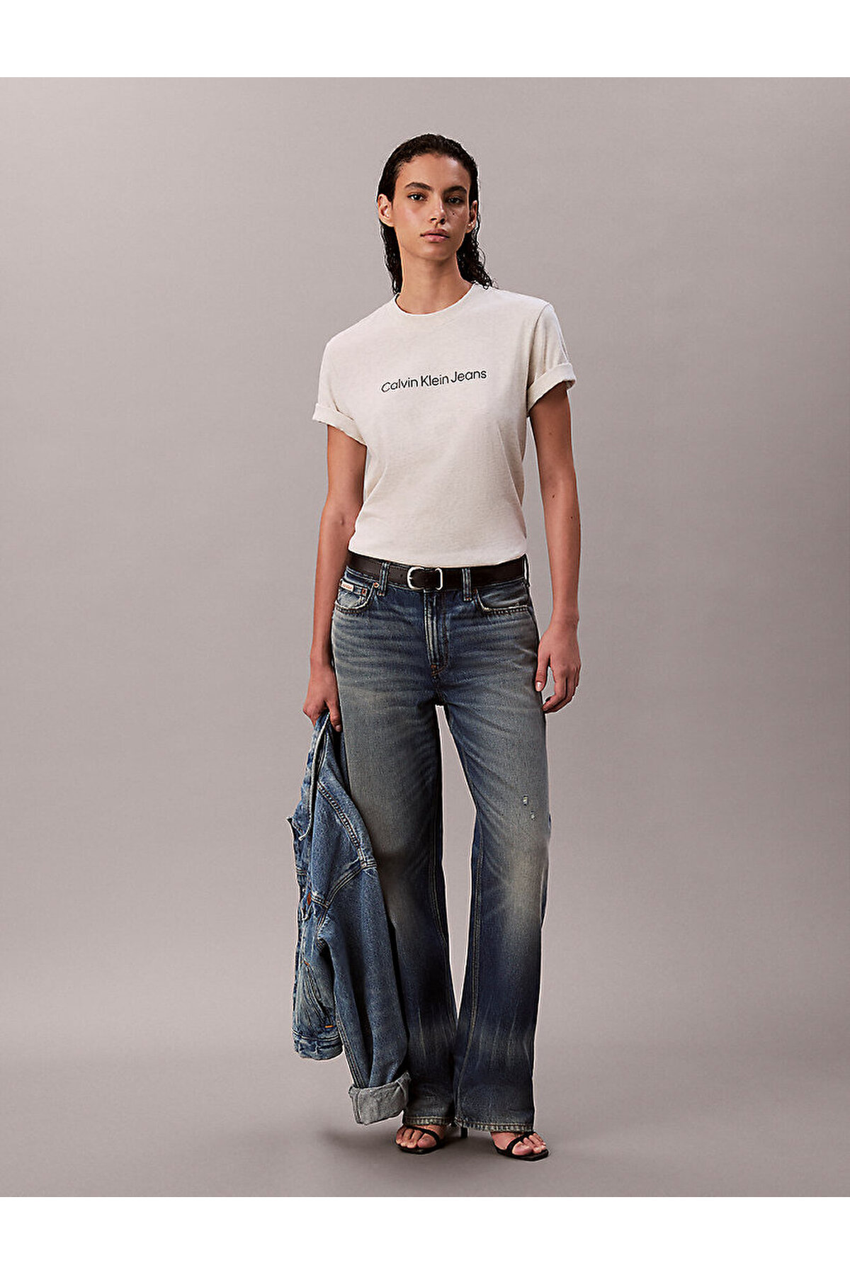 تیشرتزنانهCalvin Kleinبژ