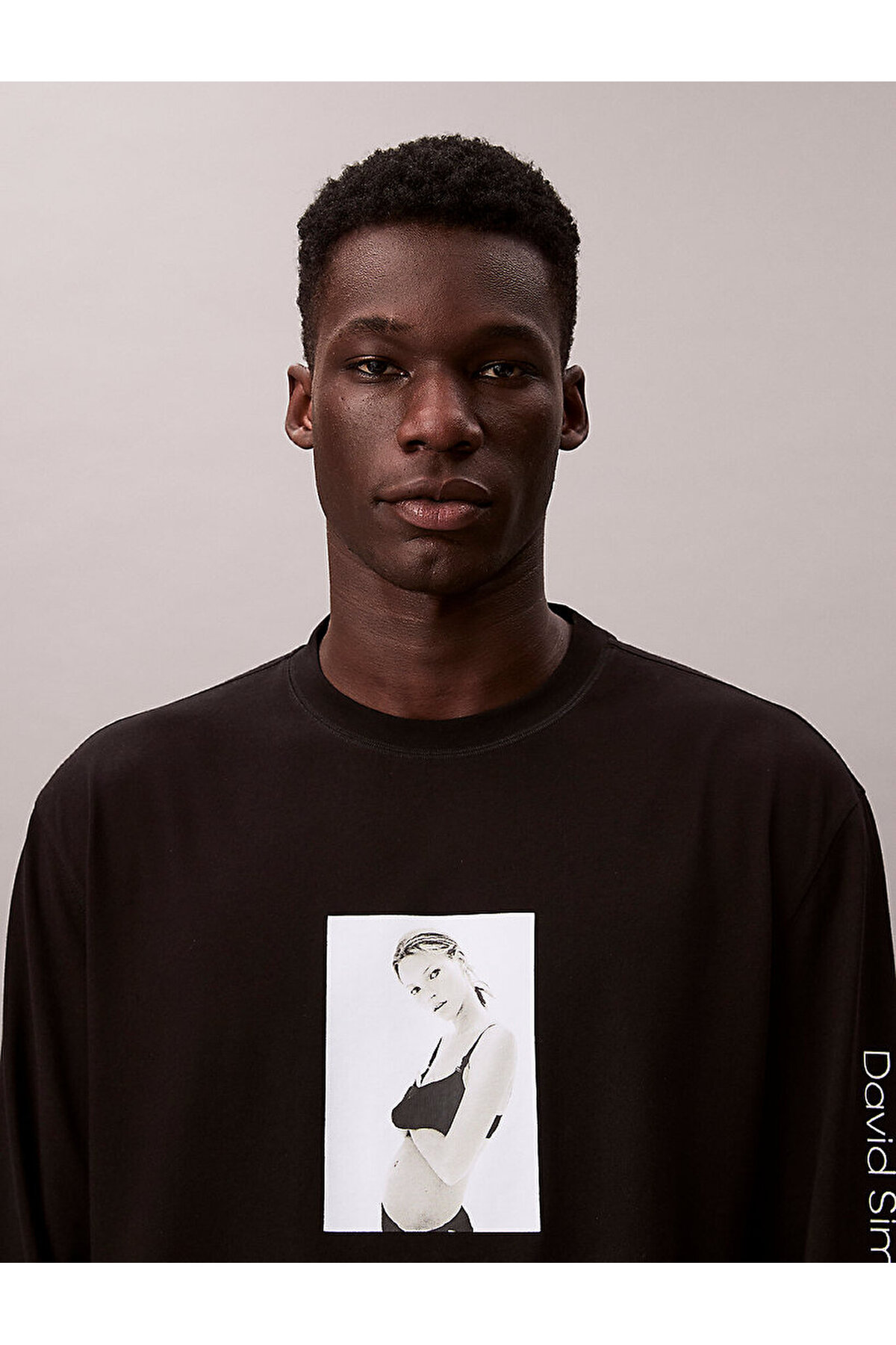تیشرتمردانهCalvin Kleinرنگارنگ تیشرتمردانهCalvin Kleinرنگارنگ
