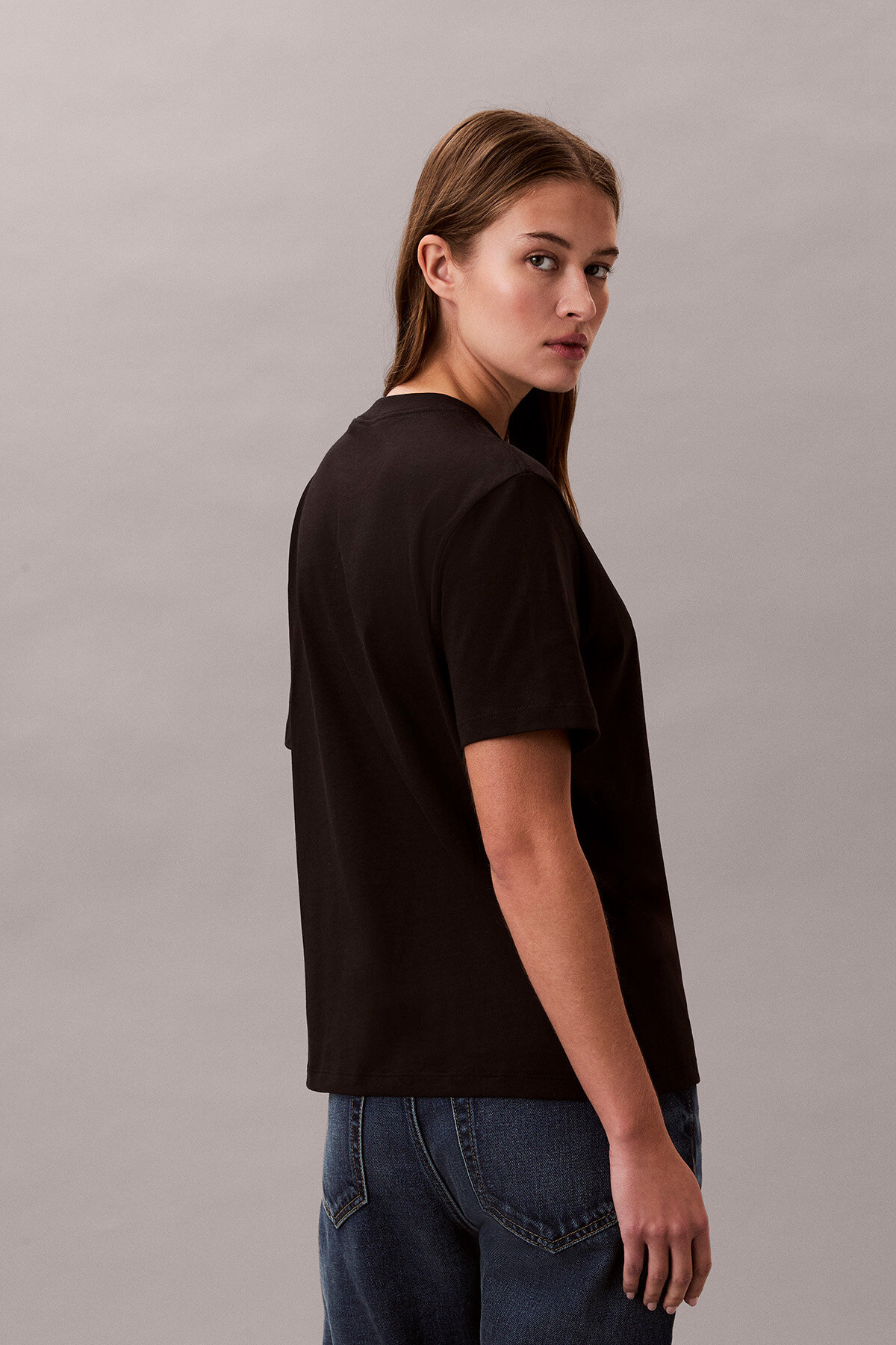 Calvin Klein Jeans Kadın Tişört LV047E809G görsel 4