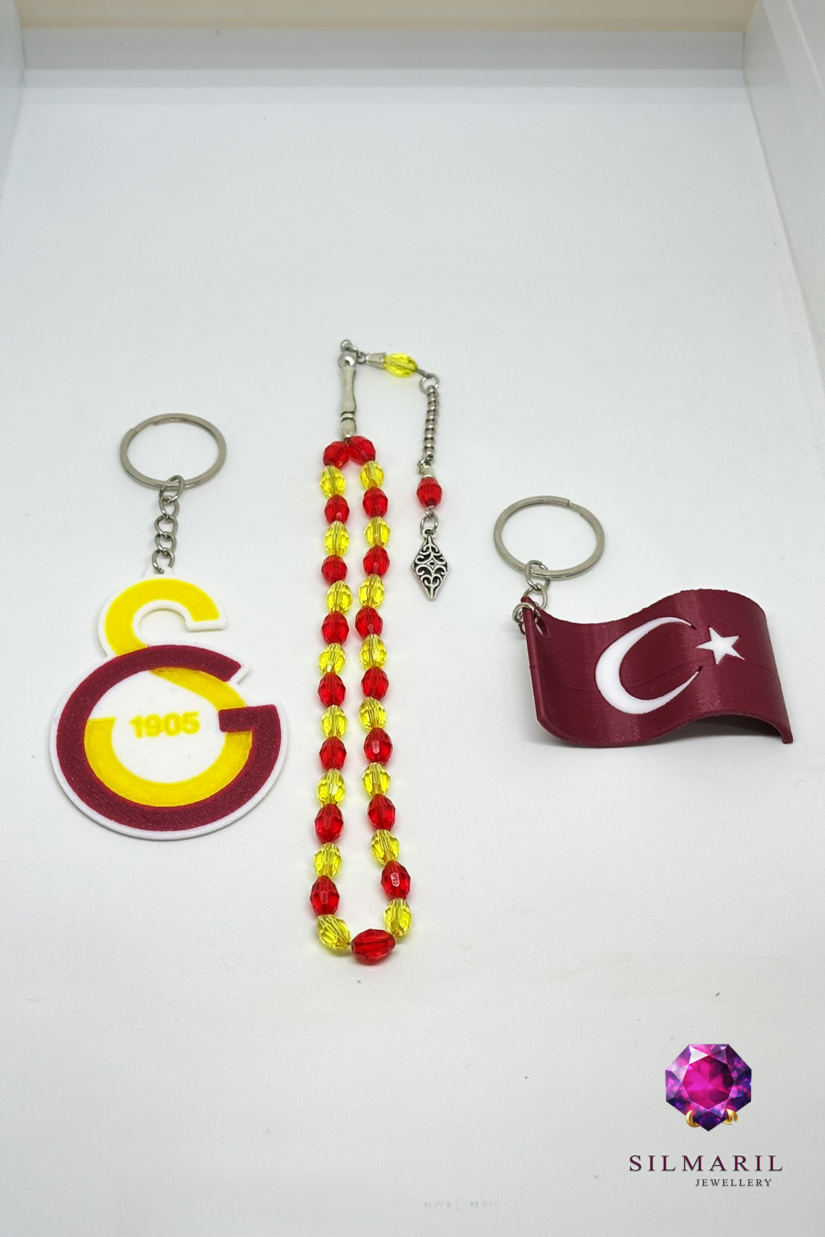 Sarı Kırmızı Taraftar Tespih Seti | Kristal Tespih + GS ve Türk Bayrağı Anahtarlık Kombin Seti — Silmaril Store — Anahtarlık (4)