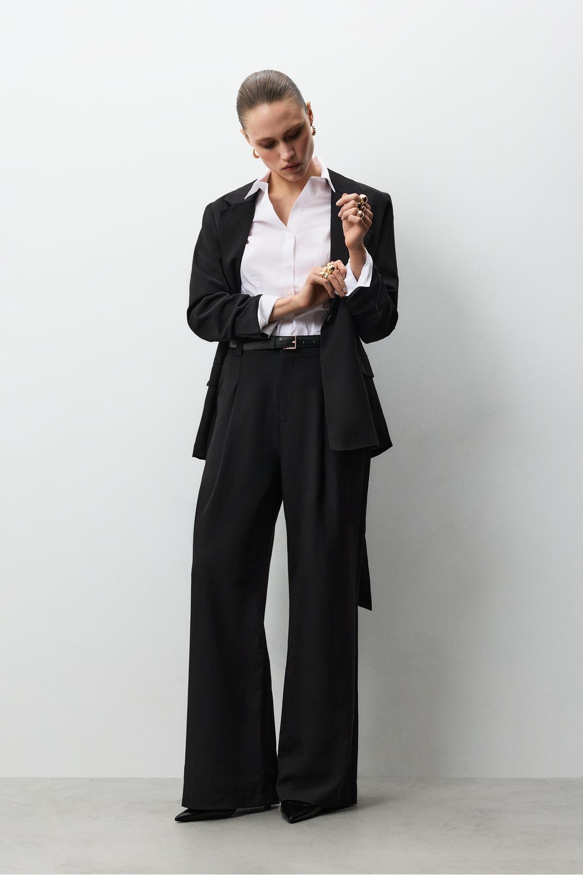 Wide leg pants