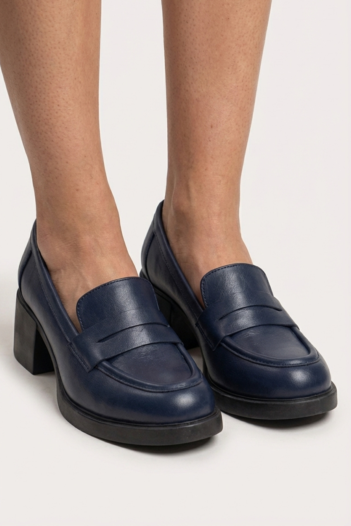 GRADA  Lacivert Hakiki Deri Kadın Topuklu Loafer Ayakkabı Gerçek Deri Topuklu Günlük Loafer Ayakkabısı - Görsel 4