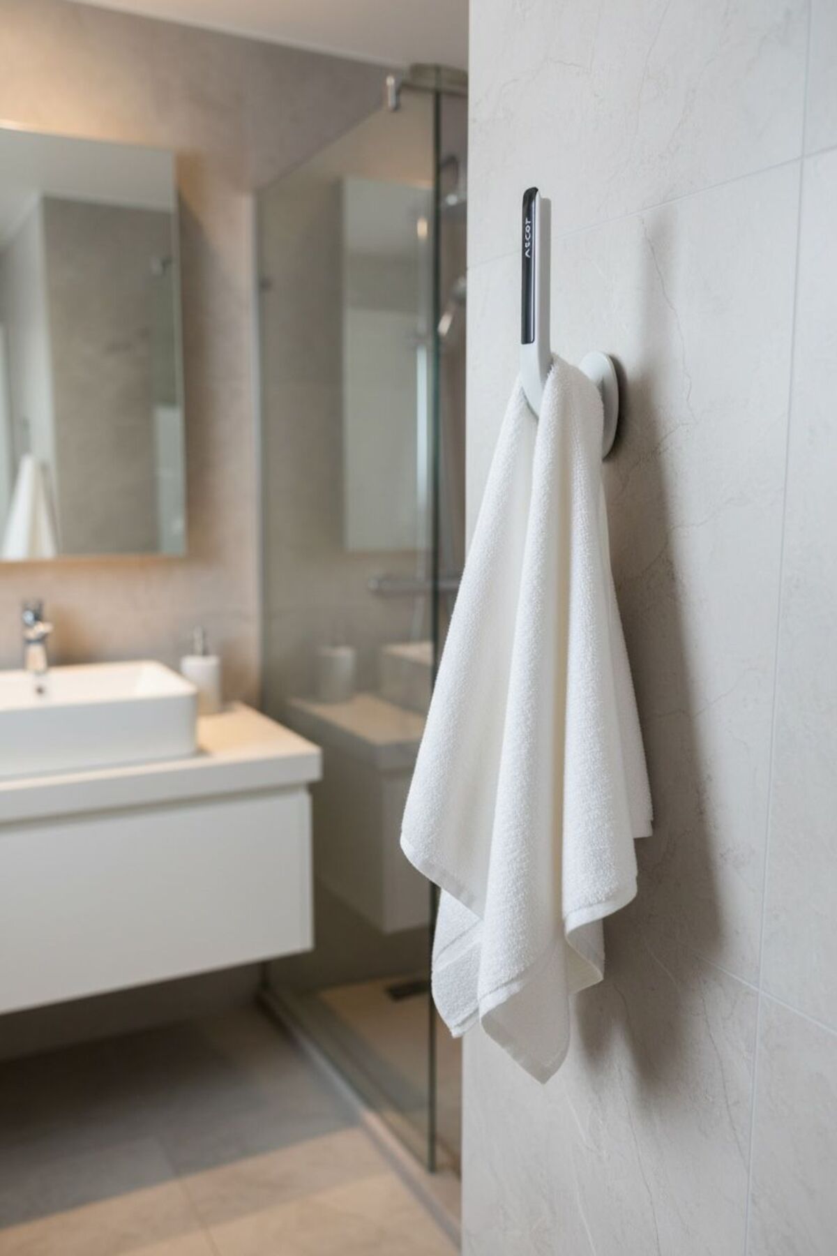 Tekli Yapışkanlı Havlu Askısı | Delmeden Montaj Duvar Askısı