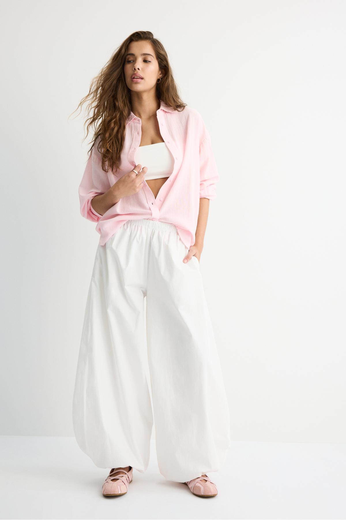 Stradivarius  Keten etkili dökümlü gömlek - Görsel 2