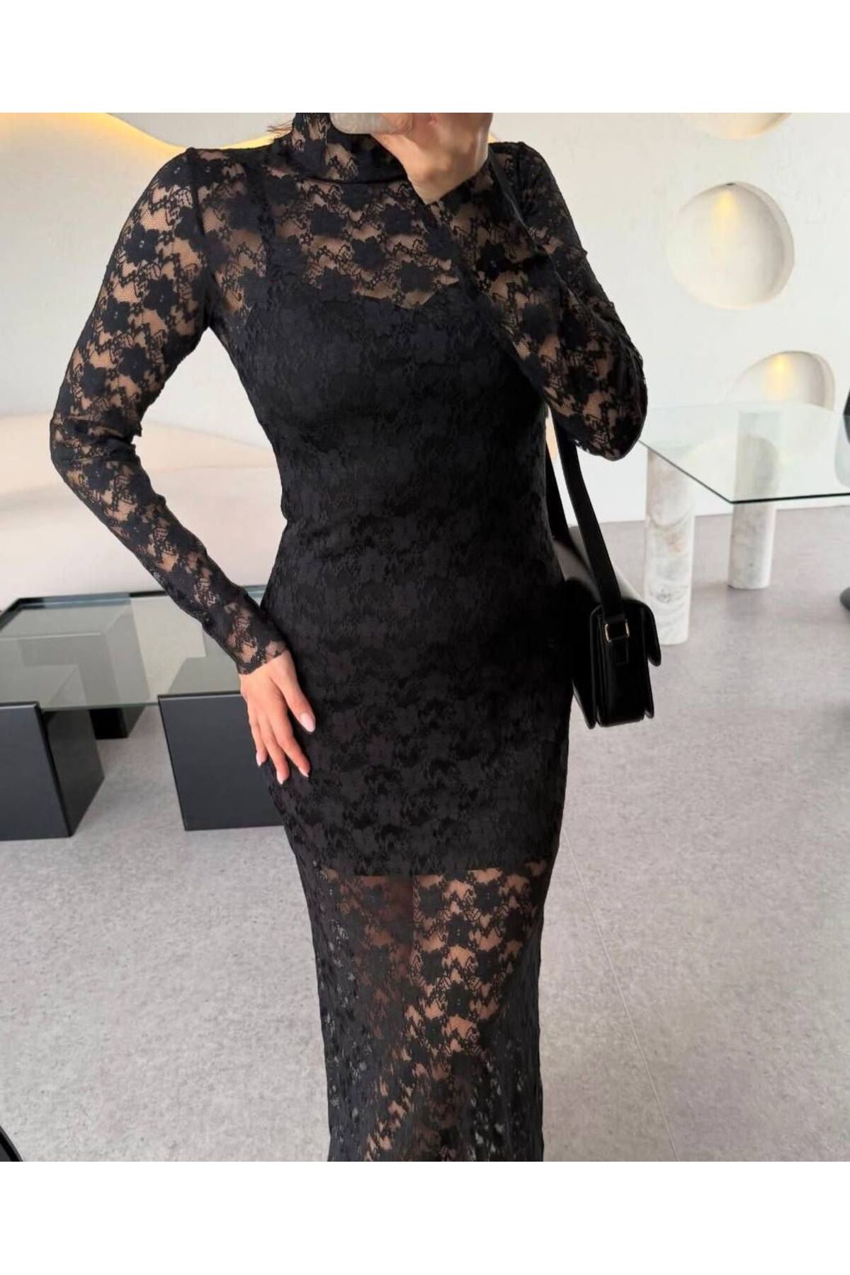 Women's Black Lined Long Stretch Lace Dress