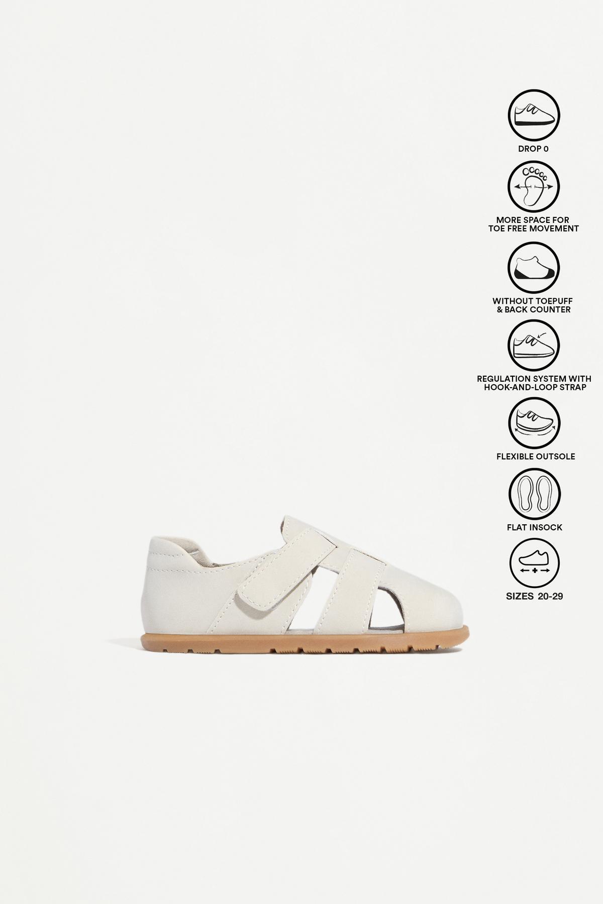 1_org_zoom صندل LEFTIES لفتیز BAREFOOT با جلوه جیر اورجینال - تصویر 1