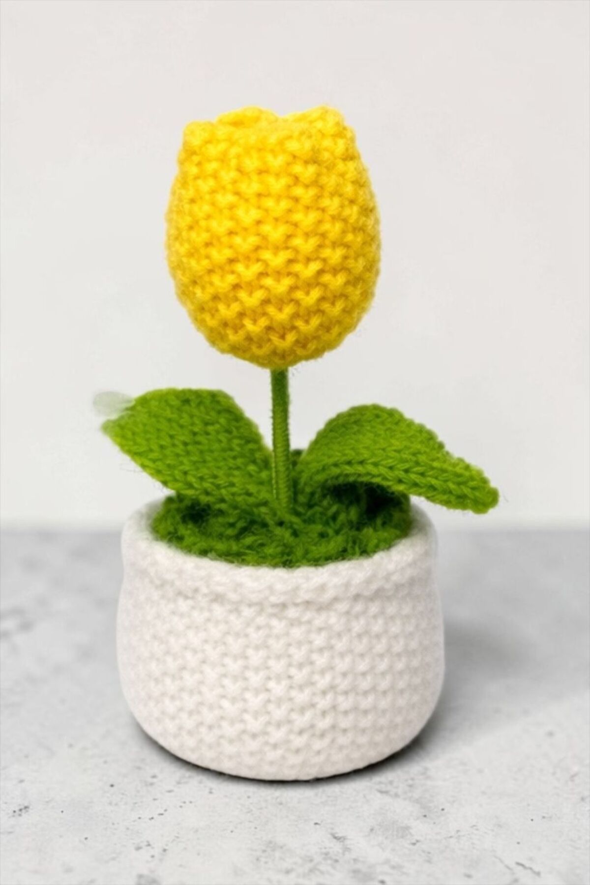 Pembe Örgü Lale Çiçek | El Yapımı Dekoratif Tasarım