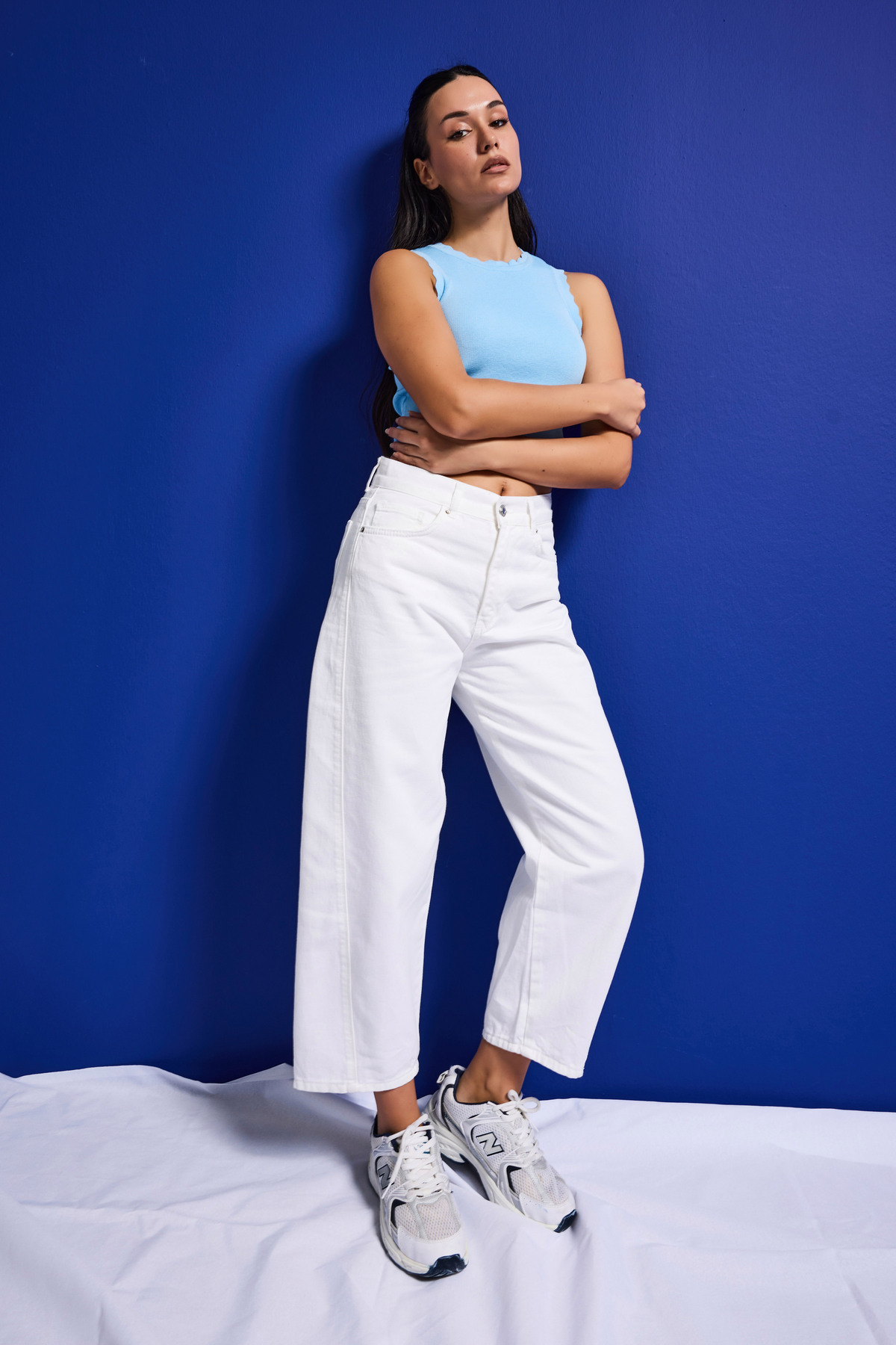 it's basic  Kadın Kırık Beyaz Venüs 7s6-101 Mid Rise Carrot Fit %100 Koton Denim Jean - Görsel 5