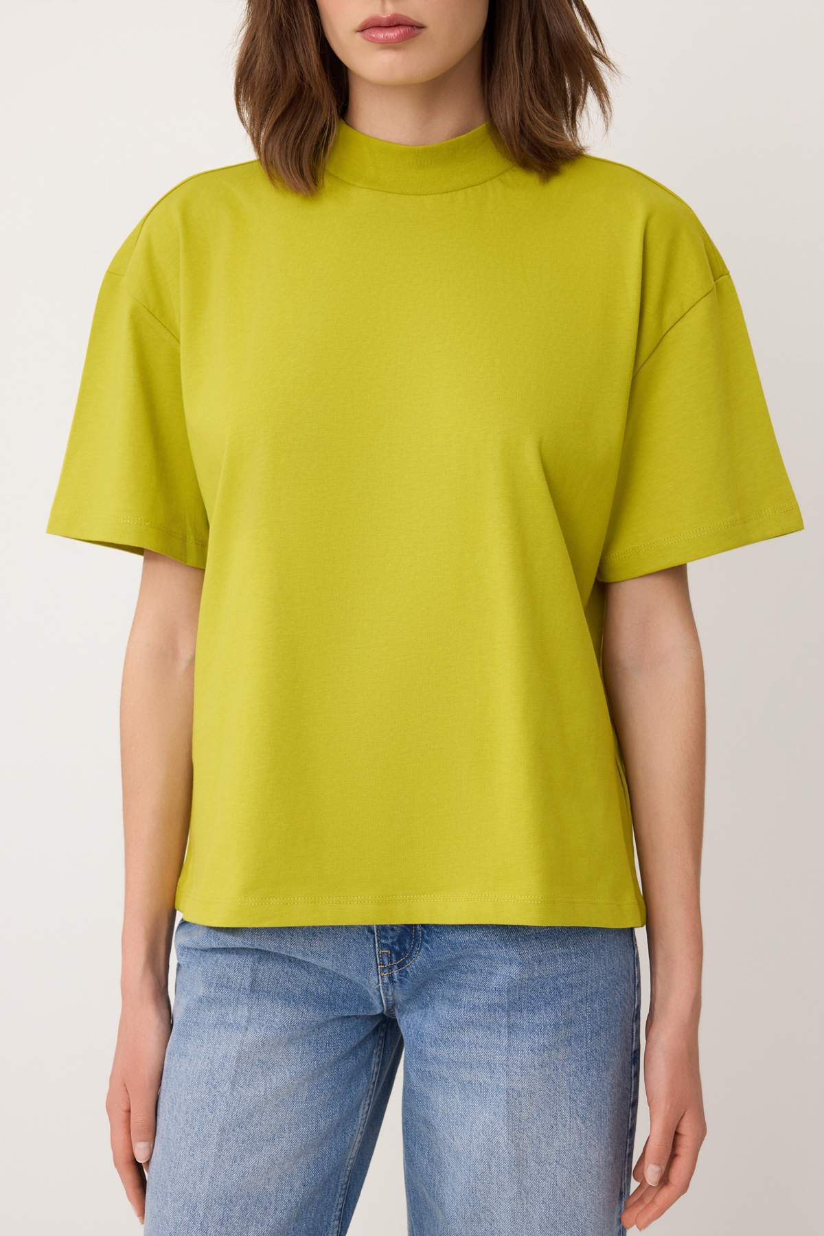 Trendyolmilla  Yağ Yeşil %100 Kalın Pamuklu Dik Yaka Truvakar Kol Örme T-Shirt TWOSS24TS00074 - Görsel 3