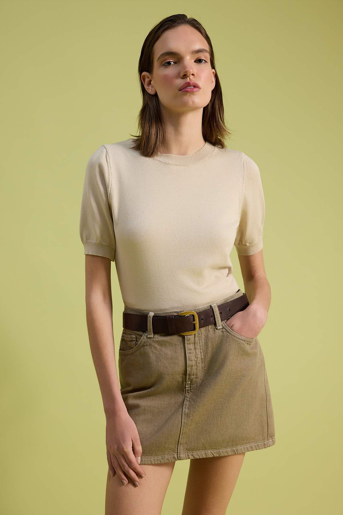 Trendyolmilla  Bej Vintage Yıkama DÖKÜMLÜ Yüksek Bel Denim Şort Etek TWOSS26SR00110 - Görsel 2