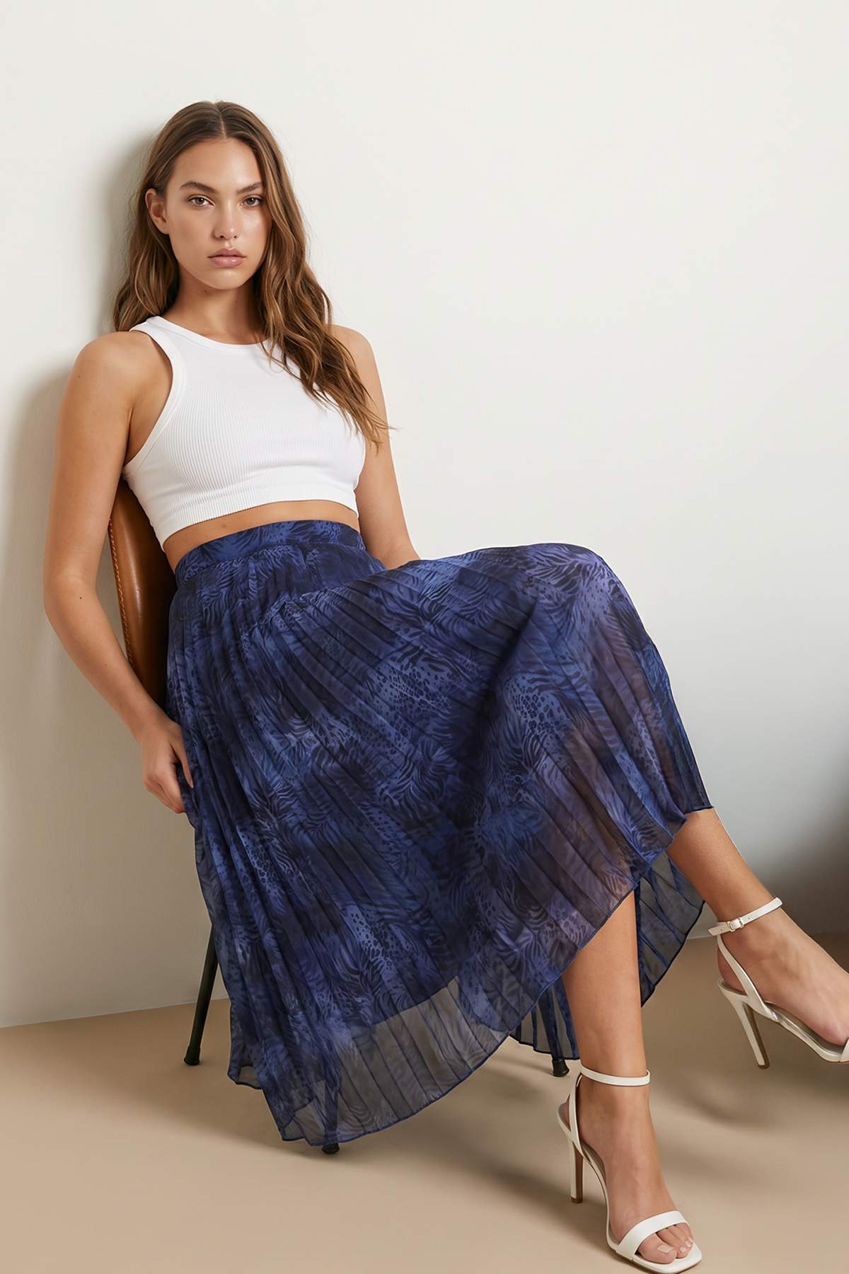 Trendyol Kollektion Marineblauer, gemusterter, gefütterter Midi-Rock aus Chif...