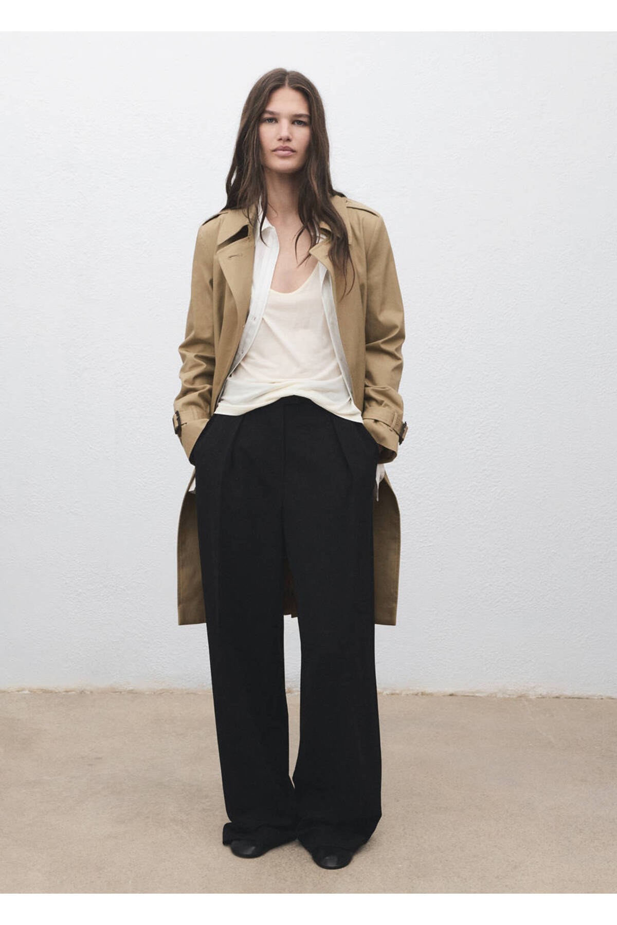MANGO Woman Klasik kemerli trençkot görsel 2
