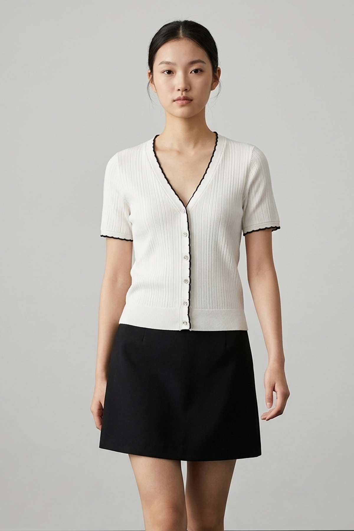 Şiir  Angren Dilim Yaka Ve Kol Detaylı Kısa Kollu Şık Düğmeli Regular Fit Kısa Kadın Hırka - Ekru - Görsel 7