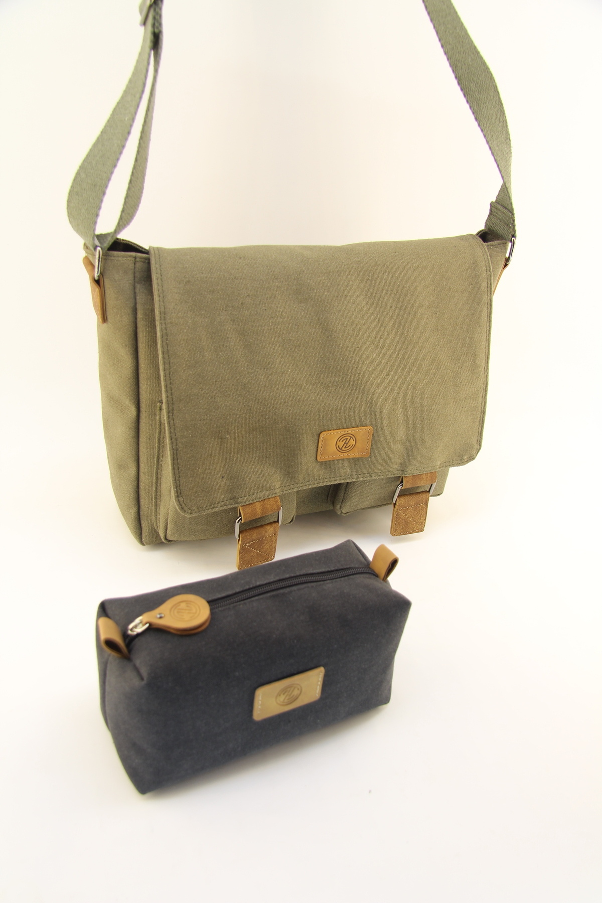 QUB CLUB  Unisex Kanvas Su Geçirmez Postacı Iş Okul Evrak Laptop Notebook Çantası (EL ÇANTASI HEDİYELİ) - Görsel 6