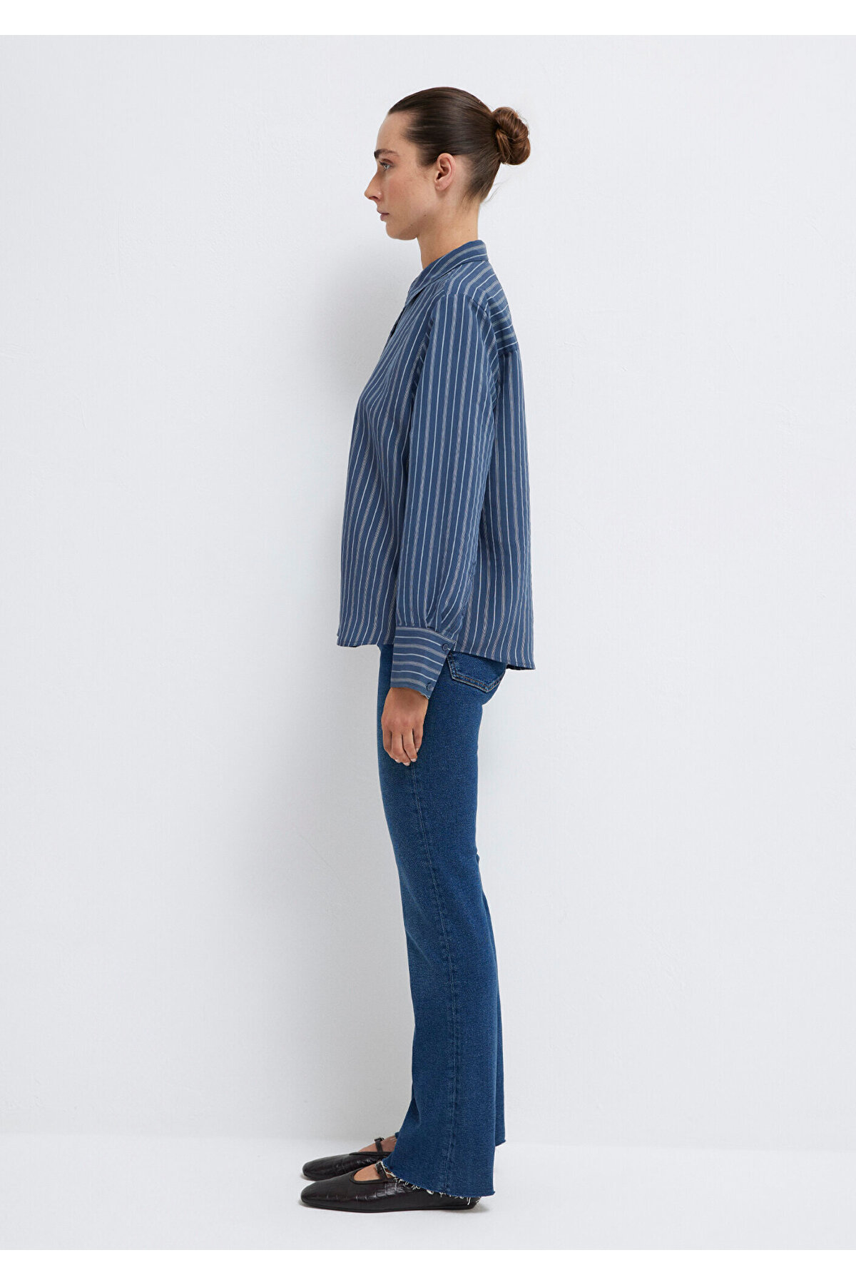 Çizgili (TENCEL™) Liyosel Karışımlı Gömlek Loose Fit / Bol Rahat Kesim 1211373-91385 — سرمه‌ای — تصویر 4 از 7