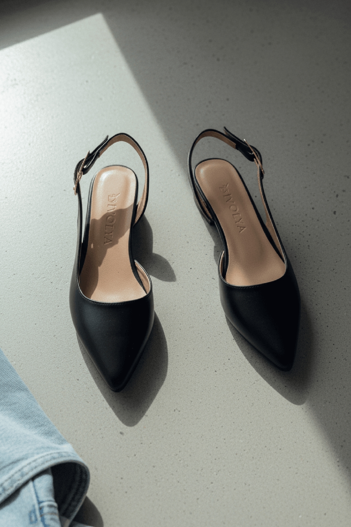 DİVOLYA  Metua Siyah Cilt Yanı Tıkalı ( 2 cm Topuklu ) Sivri Burun Ayakkabı - Görsel 7