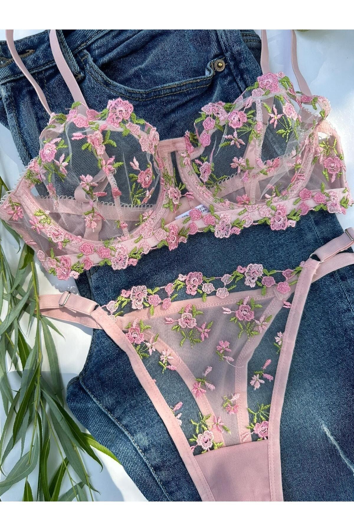 dem merys  Sevgililer Günü Özel Pembe Çiçekli Balenli Sütyen Takımı - Görsel 2