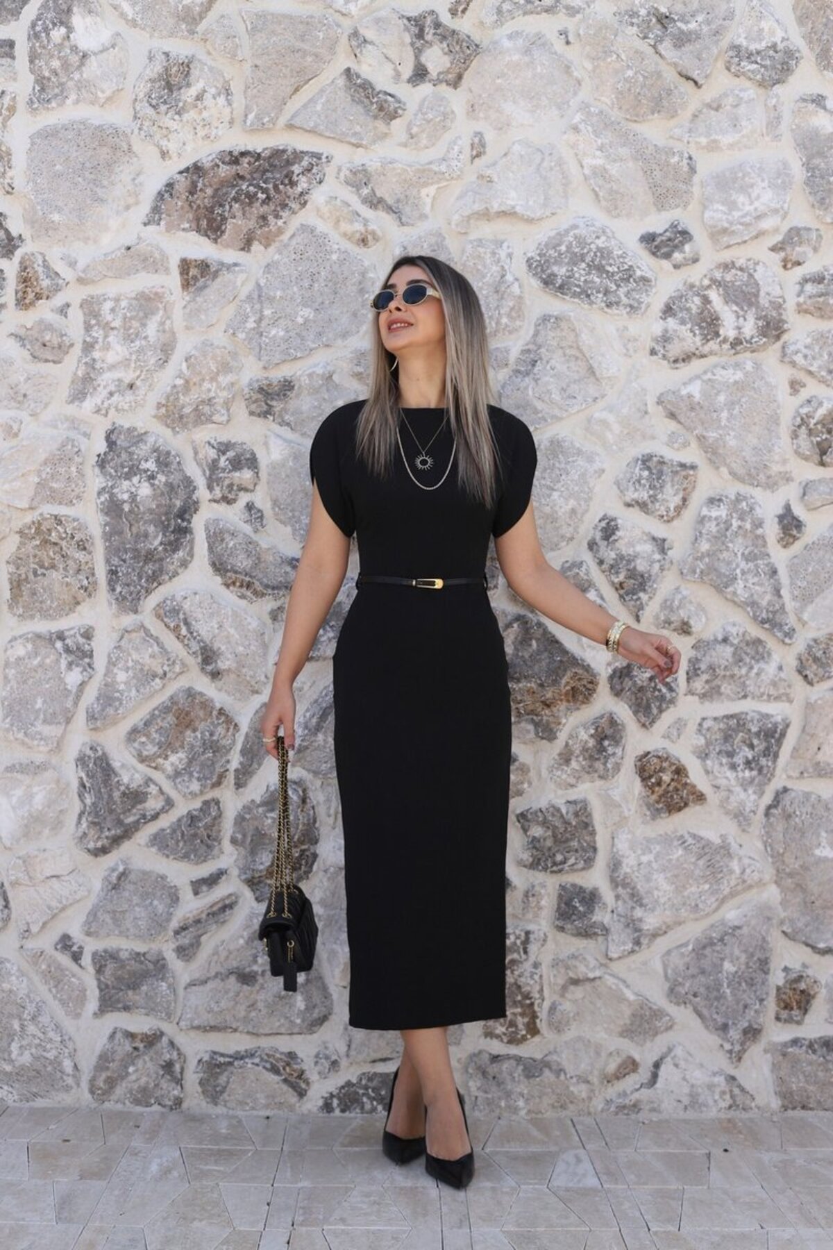 bytugcekaya Siyah Düz Kesim İnce Kemerli Elbise