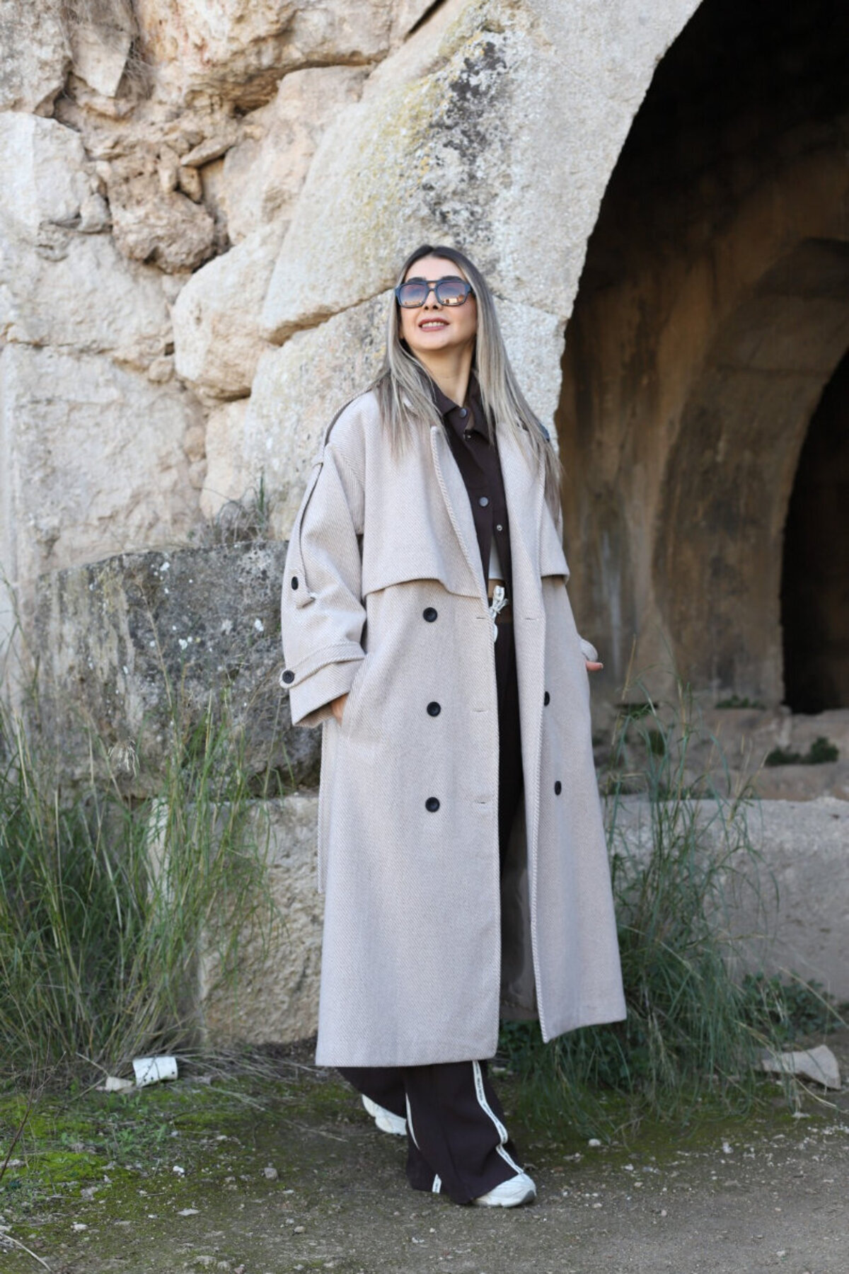 bytugcekaya  Vizon Standart Beden Çizgili Astarlı Düğme Detay Kaşe Kaban - Görsel 2