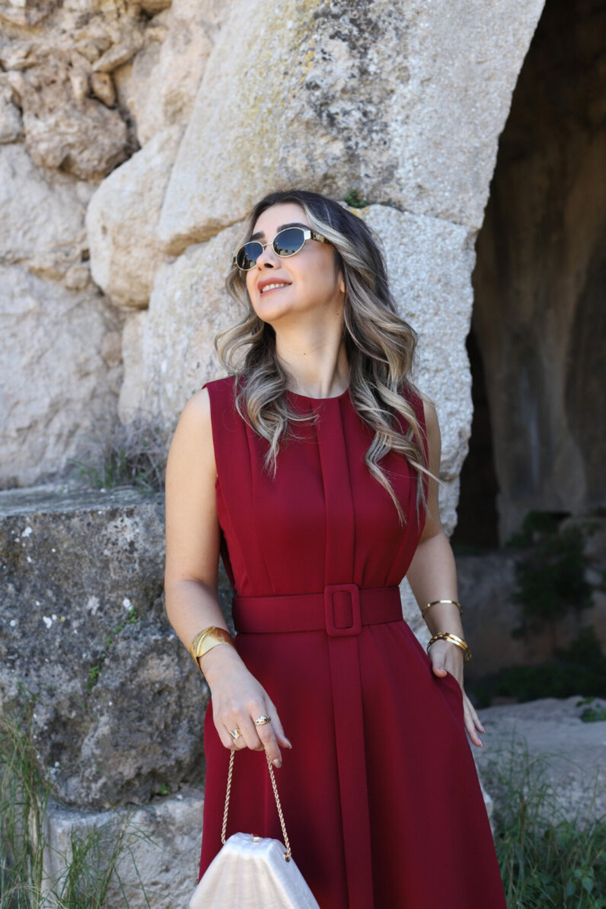 bytugcekaya  Bordo Aller Detay Kemerli Elbise - Görsel 4