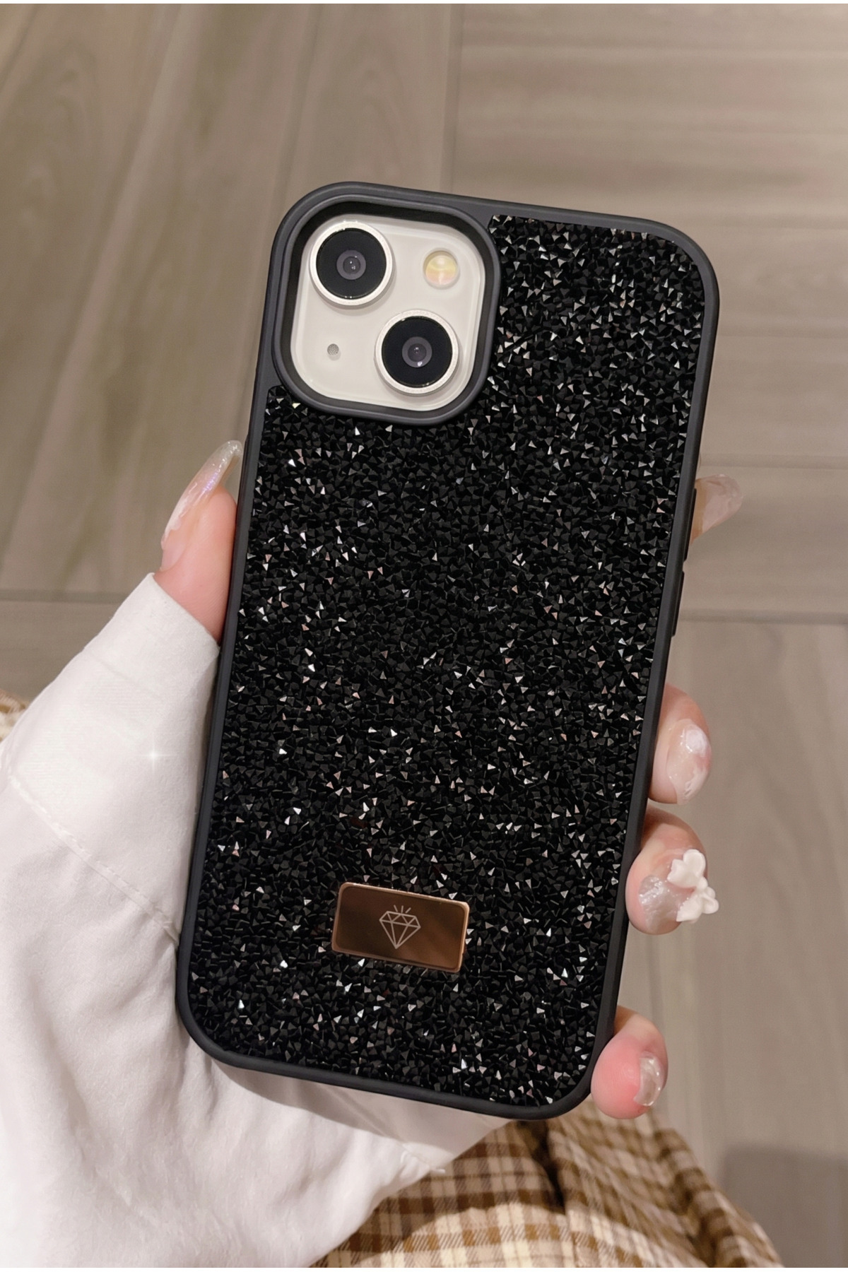 iPhone 13/14/15 Compatible – Diamond Design, Black Gemstone, Shimmering Diamond Silicone Case