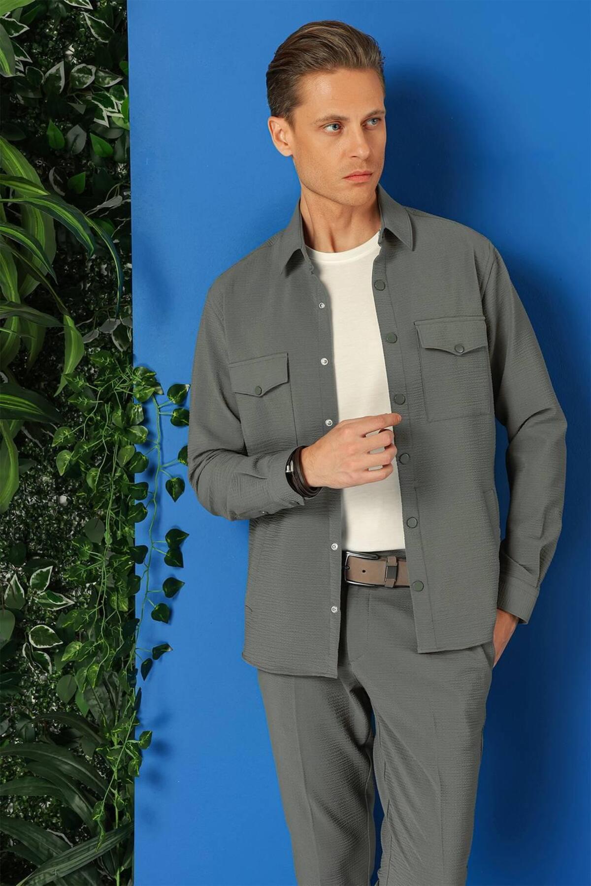 Erkek Comfort Fit Yan Cep Çıtçıtlı Esnek Pamuk Nefti Gömlek Ceket G 1565 — رنگارنگ G1565Y1123 — تصویر 3 از 8