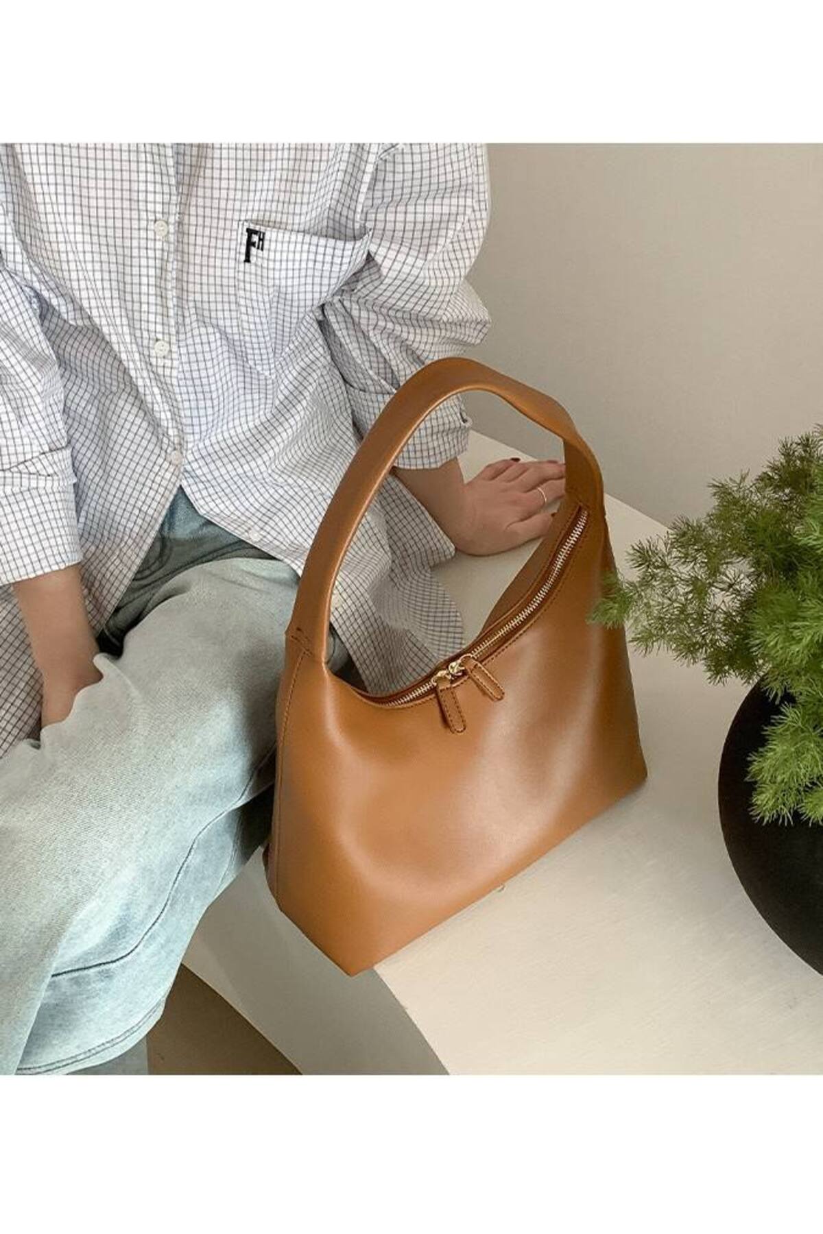 Taba BARLEY Kadın El ve Omuz Çantası - Retro stil