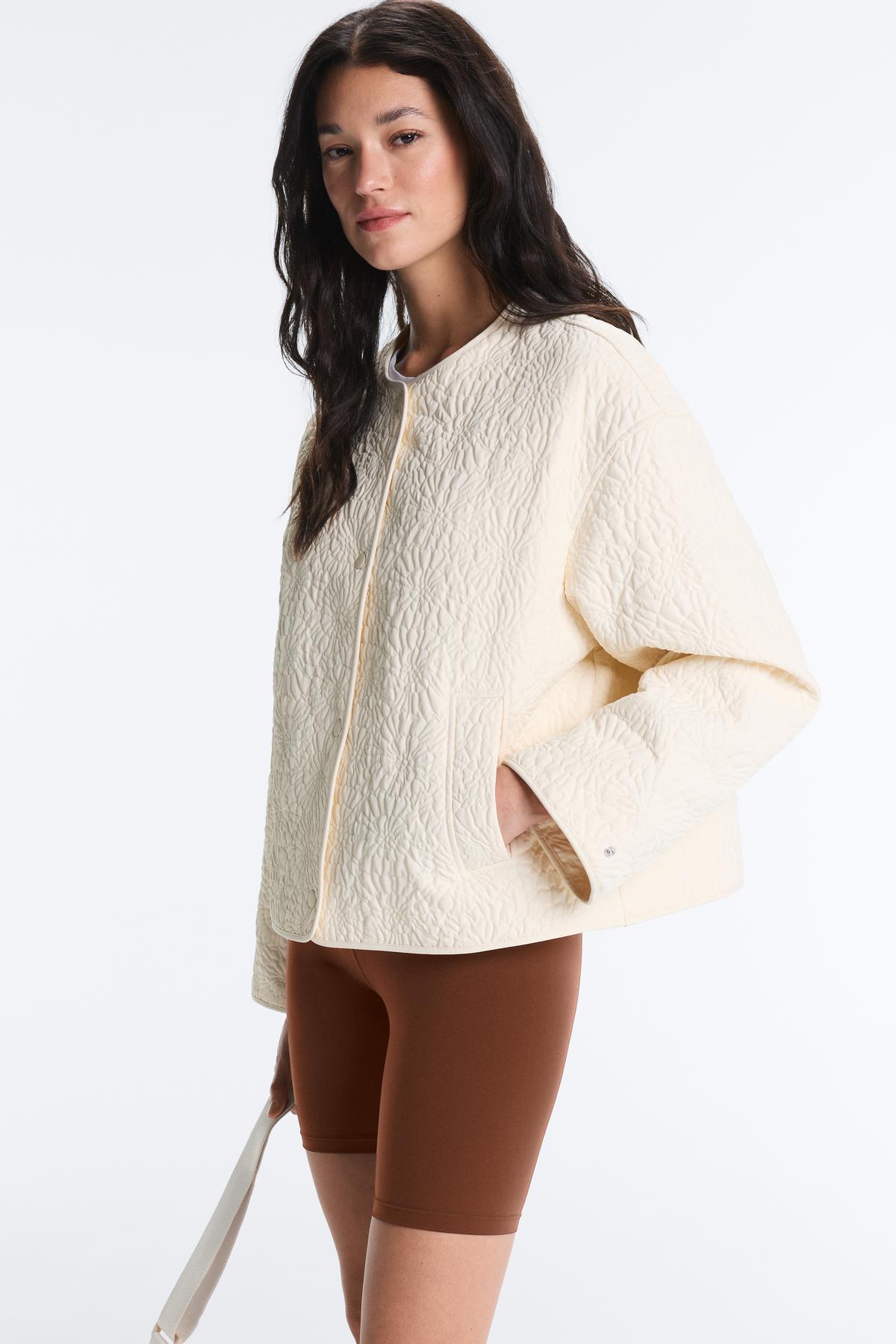 Oysho  FELLEX® AEROGEL dolgulu çiçekli ceket - Görsel 5