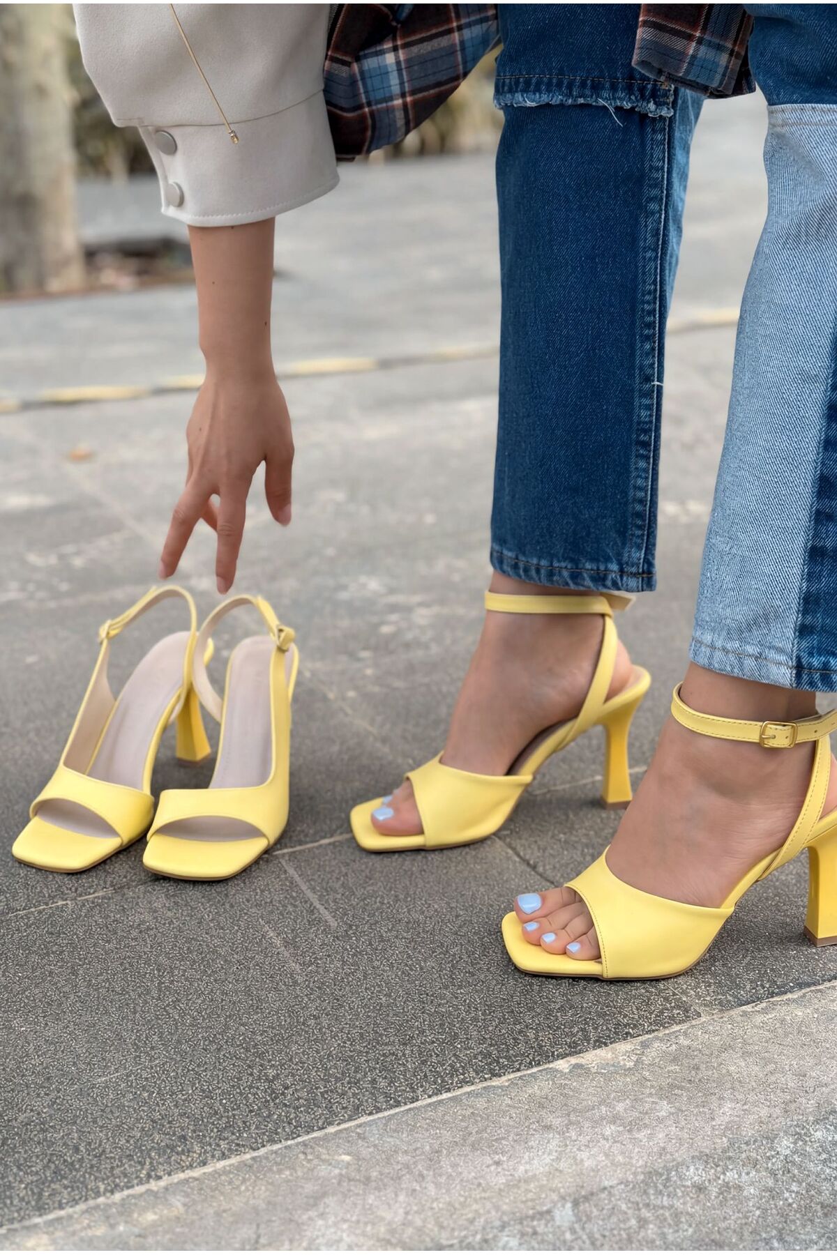 I Love Shoes Solvion Topuklu Sandalet Sarı Mat Deri görsel 8