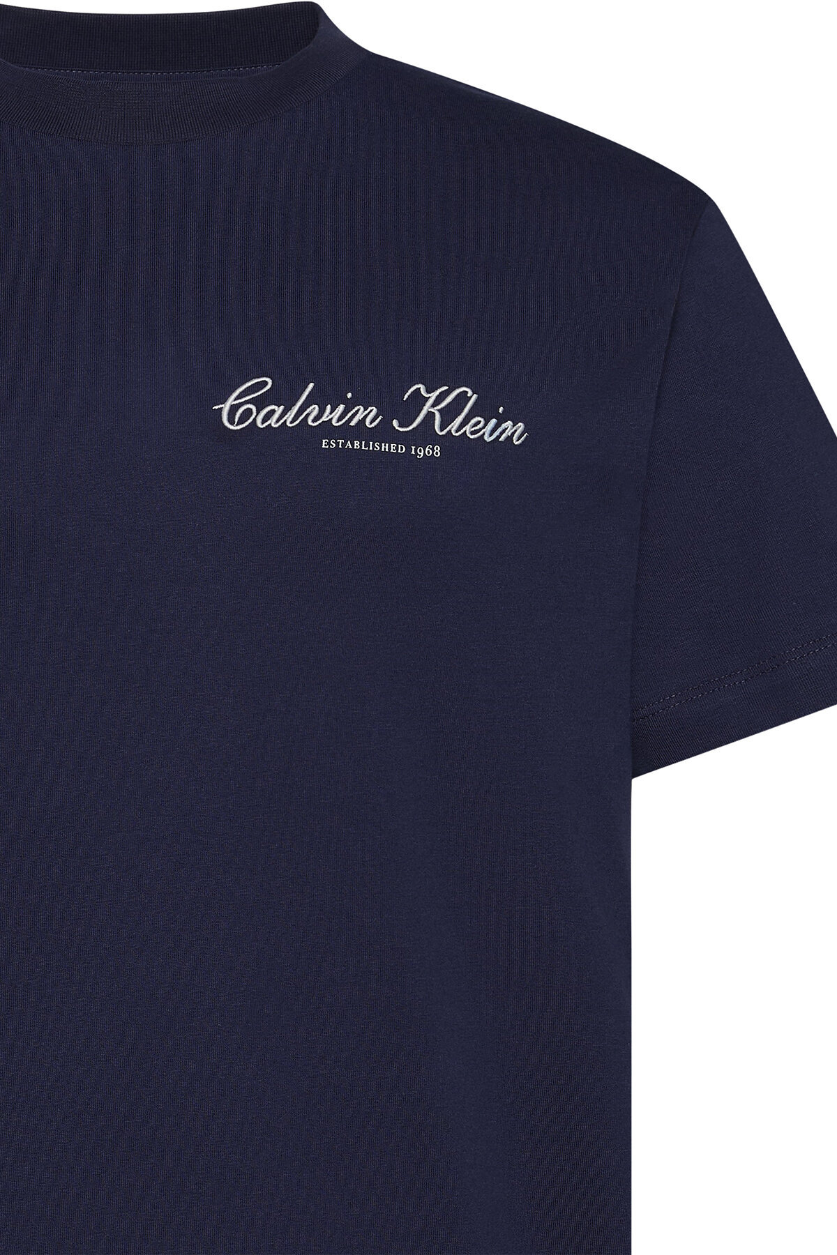 Calvin Klein 20S March Graphic Seasonal Fashion Mor Erkek T-Shirt görsel 3
