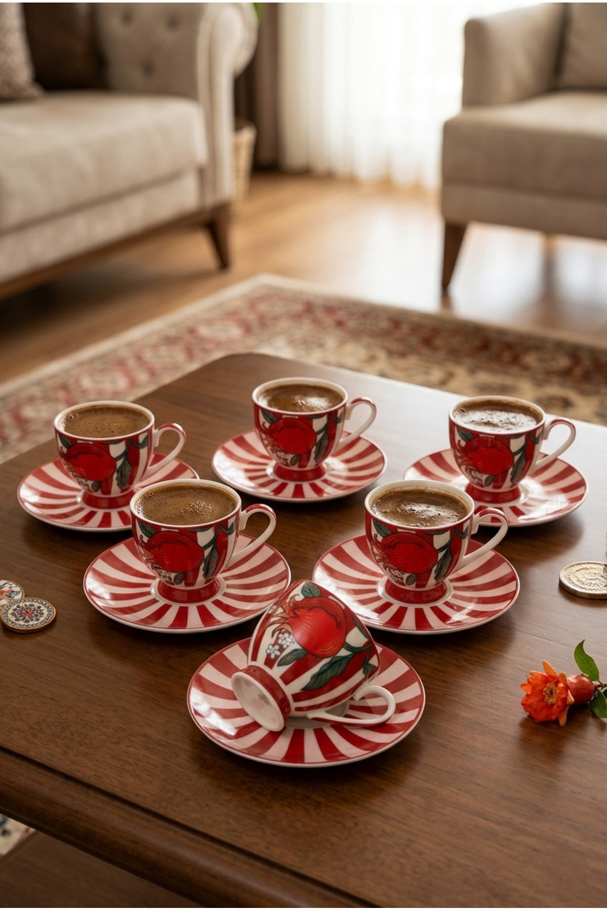 Narlı Desenli 6’lı Porselen Kahve Fincanı Takımı – Şık ve Dekoratif Türk Kahvesi Seti