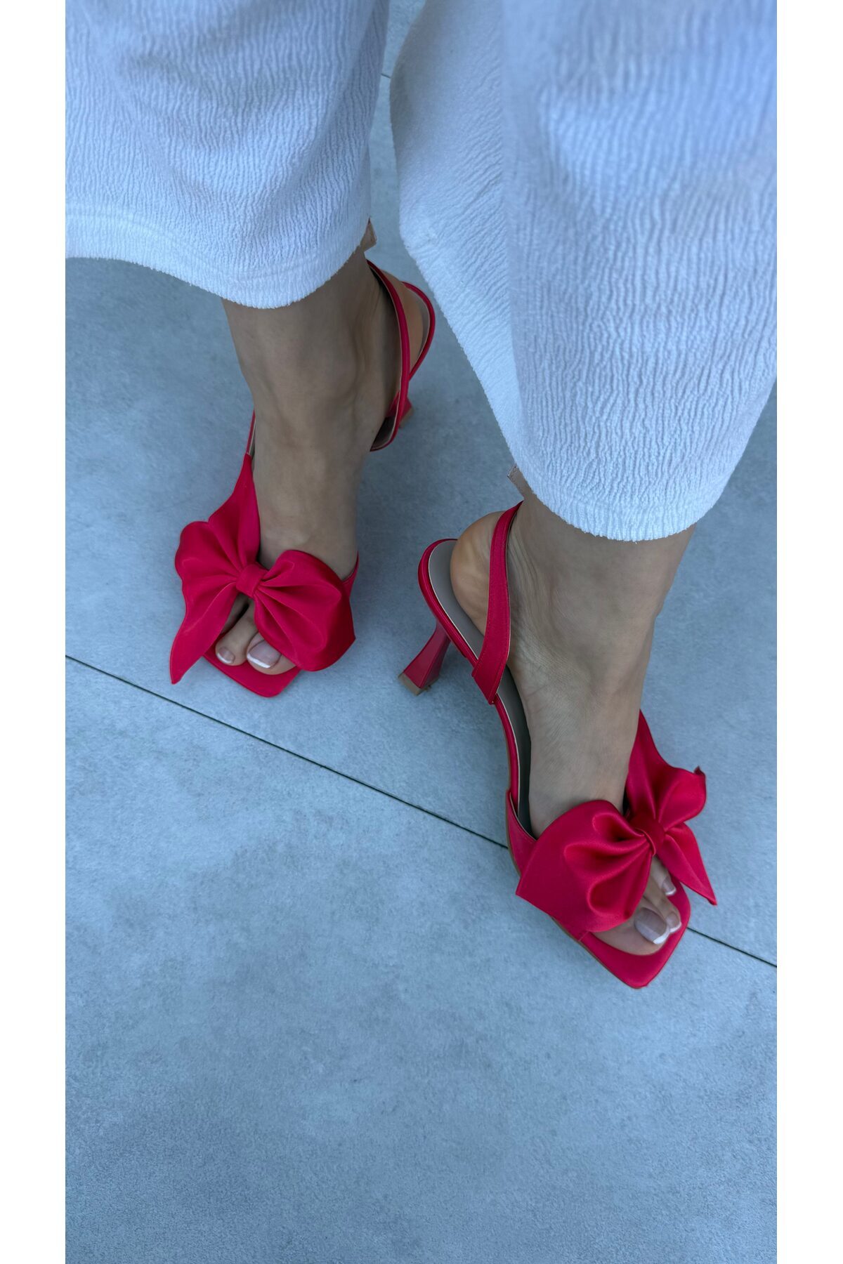 Elvinin Tarzı  Cindy Nar Çiçeği Saten Fiyonk Detaylı Kadın Topuklu Ayakkabı - Görsel 2