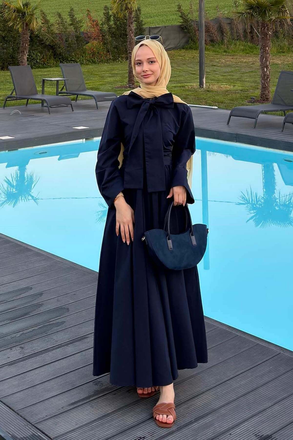 Lamelif Tie Collar Hijab Suit Navy Blue