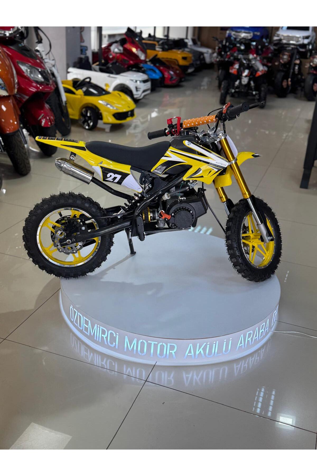 ÖZDEMİRCİ MOTOR AKÜLÜ ARABA MAZAKIN 49 CC BENZİNLİ CROOS MOTOR