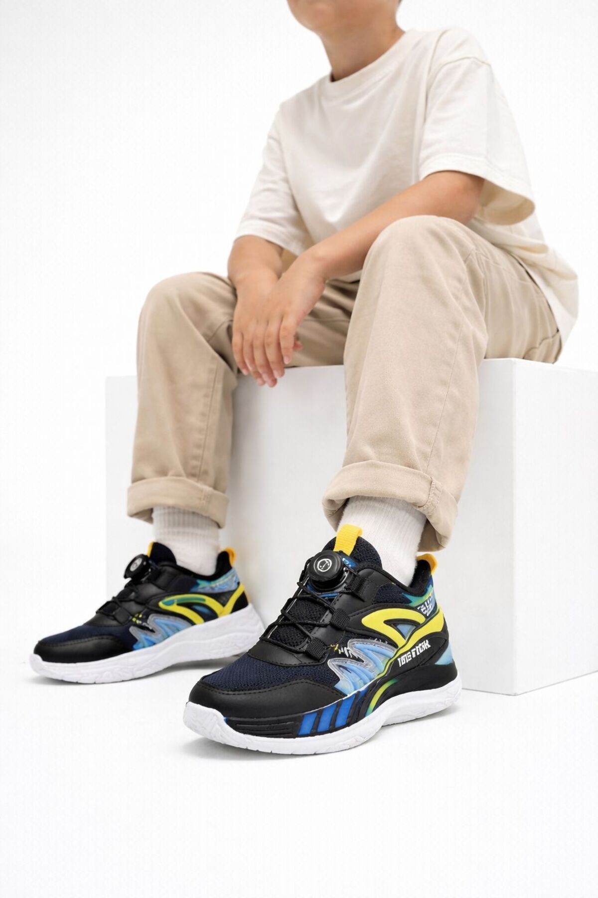 キセイ　exoスホトレカ Slipcat Erkek BOA Bağcıklı Mekanik Sıklamı Sistemli Sneaker Hafif