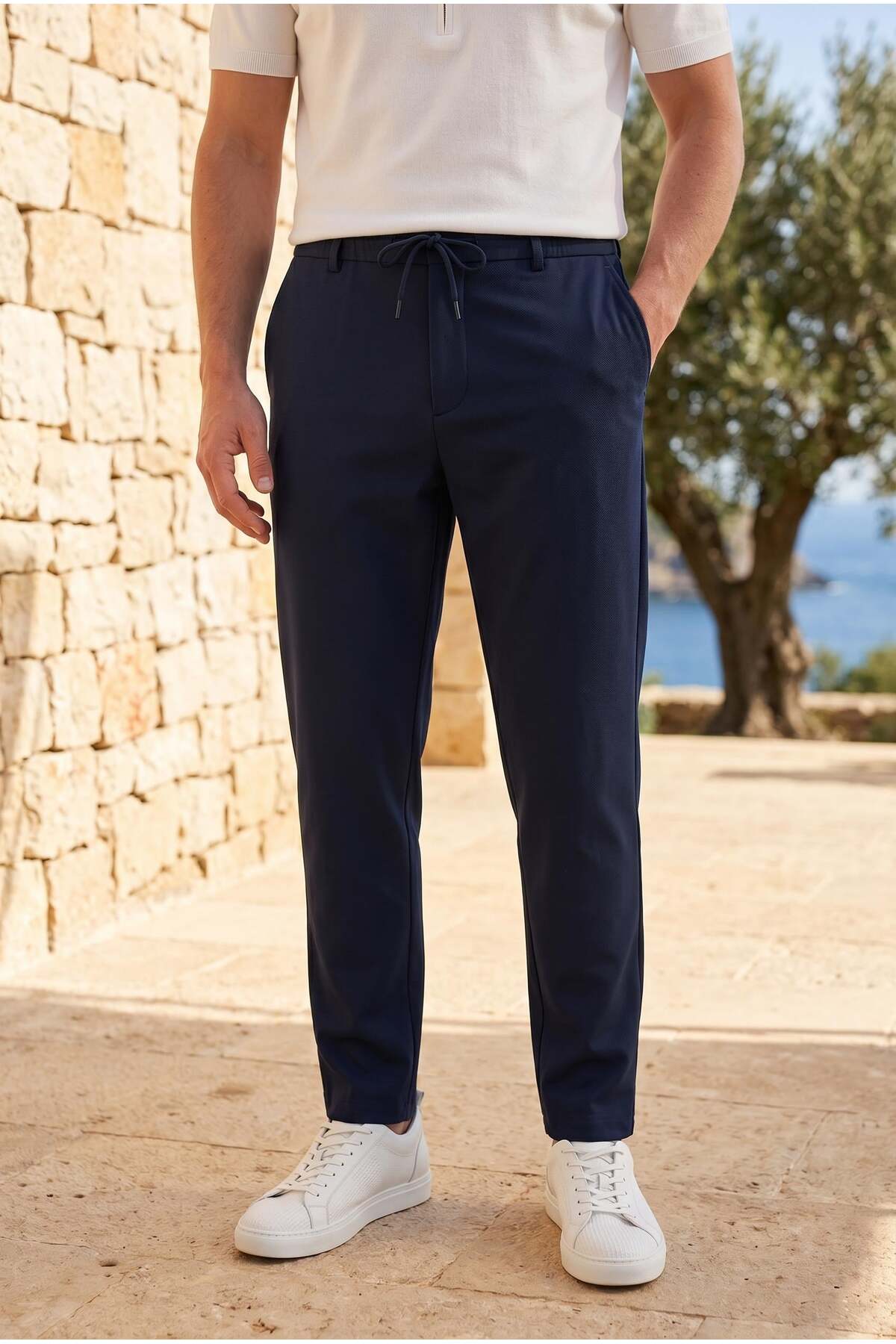 Partain Carrot Cut Plaid Fabric Boyfriend Mold Jogger Men's Trousers - Navy