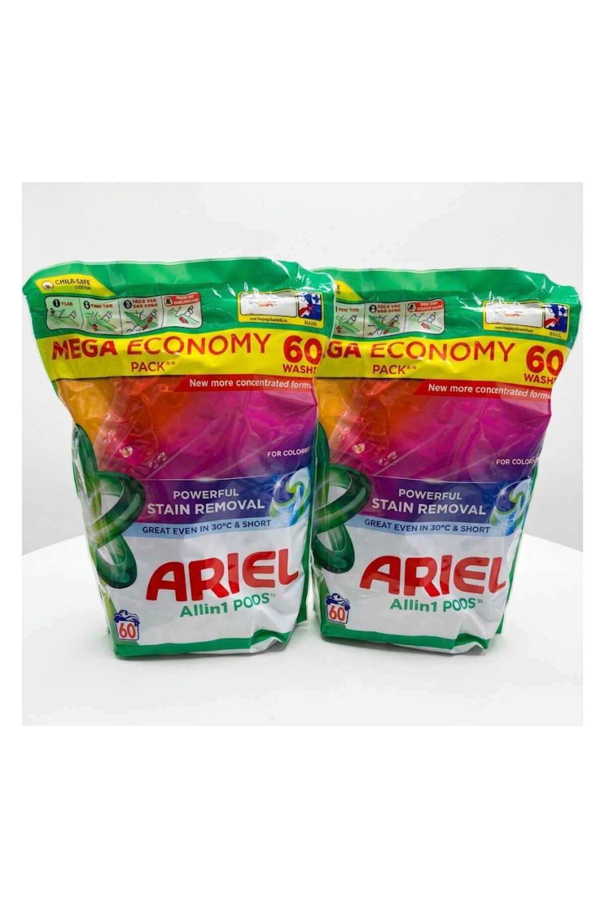 A Detergent ARIEL CAPSULE (60 buc )