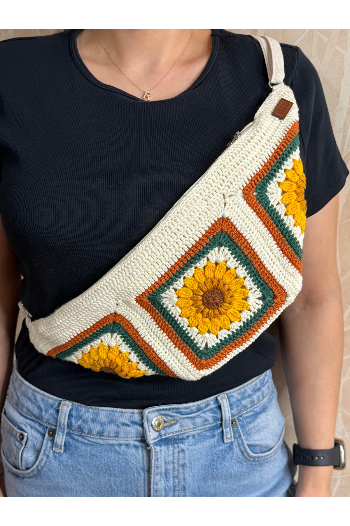 AKSESUARSEPETİ El Yapımı, Ayçiçek Motifli Örgü, Ayarlanabilir Askılı, Astarlı, Fermuarlı, Crossbody/Göğüs Çantası görsel 2